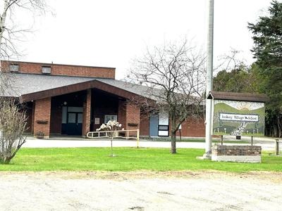 photo of albany community school exterior