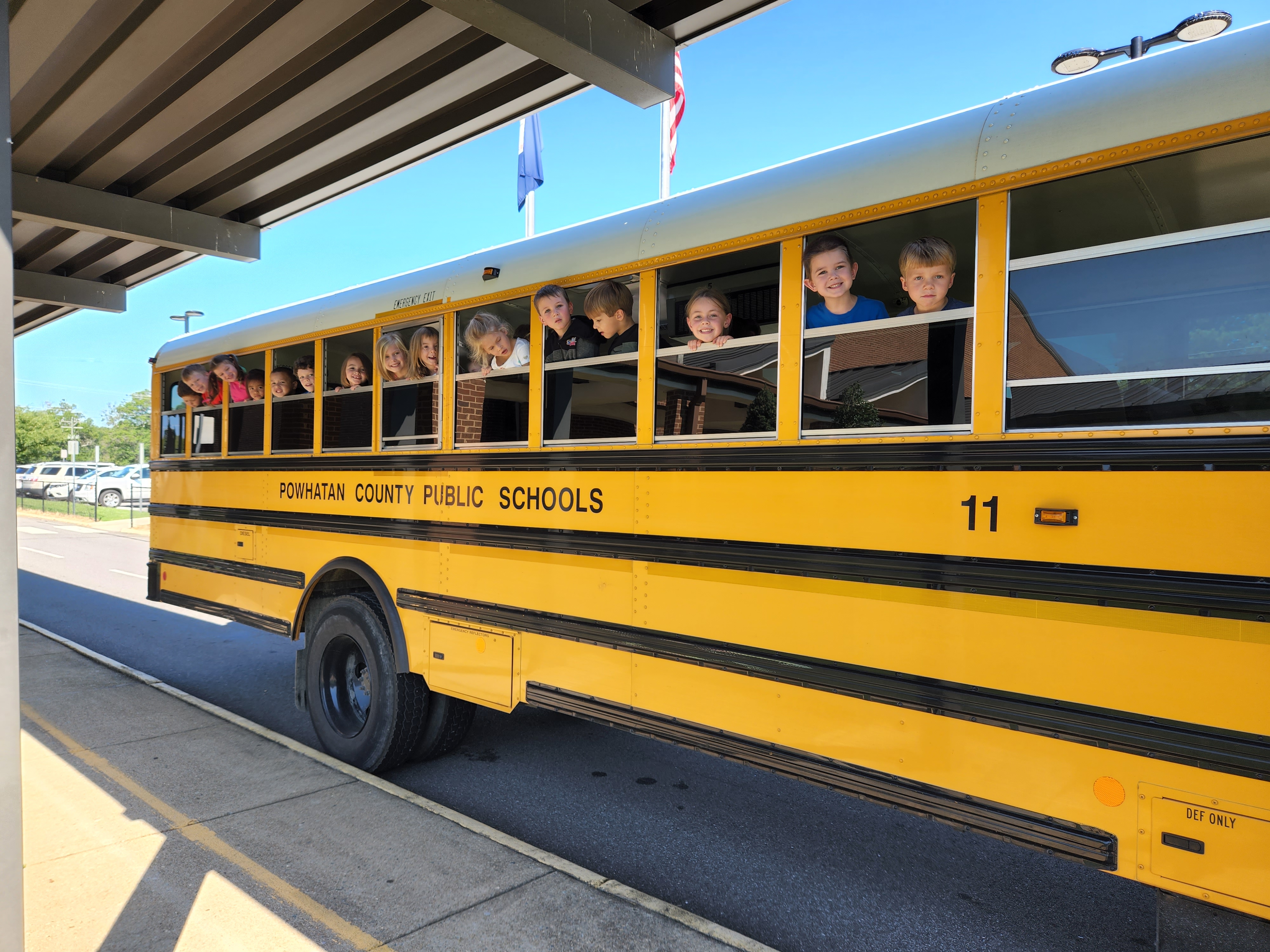 SCHOOL BUS WITH STUDENTS