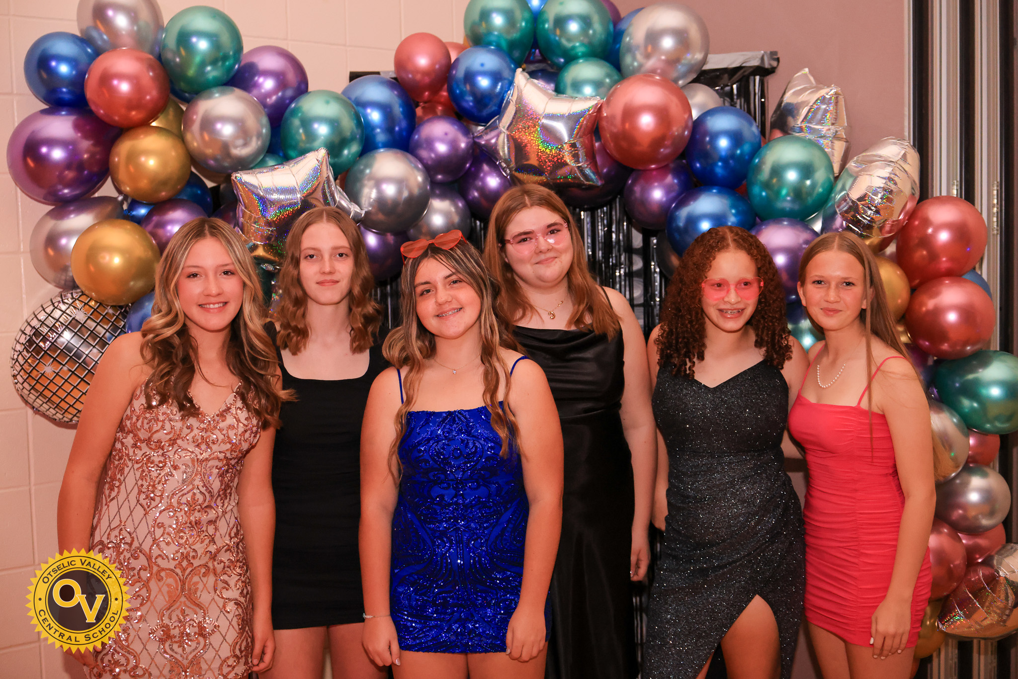 Group of teen girls at school dance