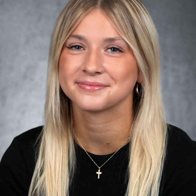 Eve Kaminski - Senior Spotlight 