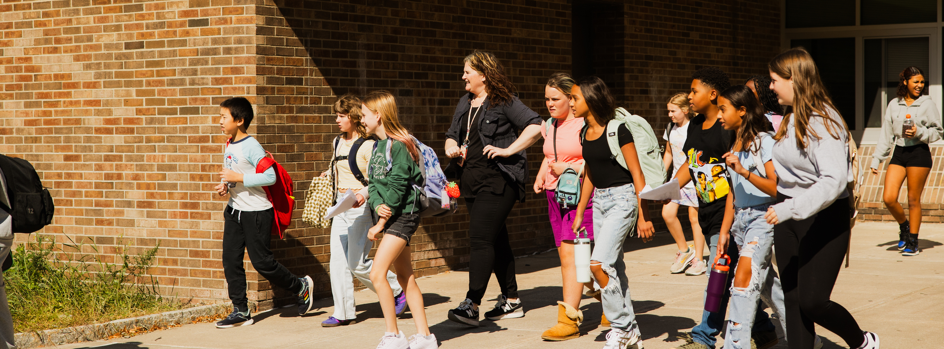 Boynton students leaving school at dismissal