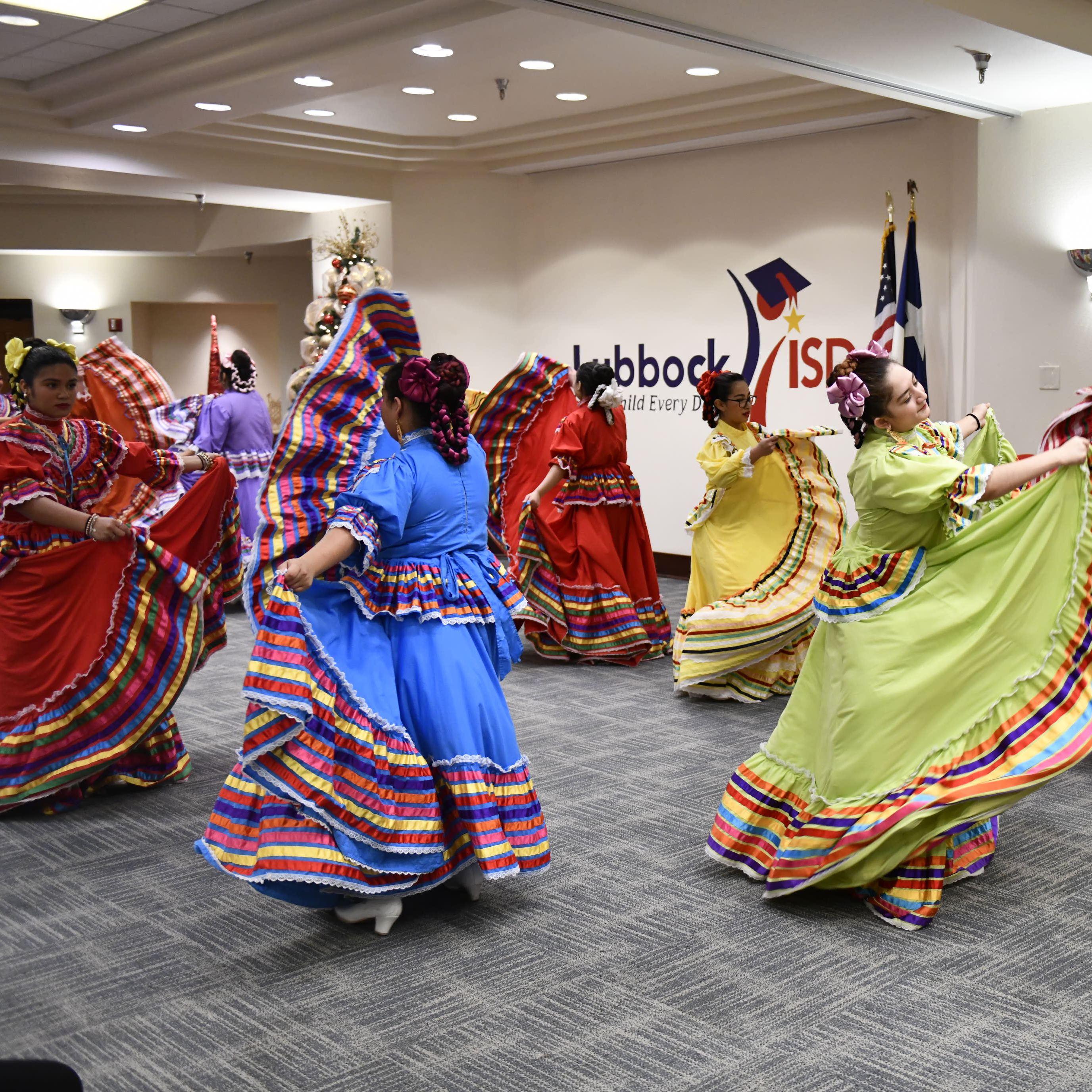 LHS Ballet Folklorico Photo 