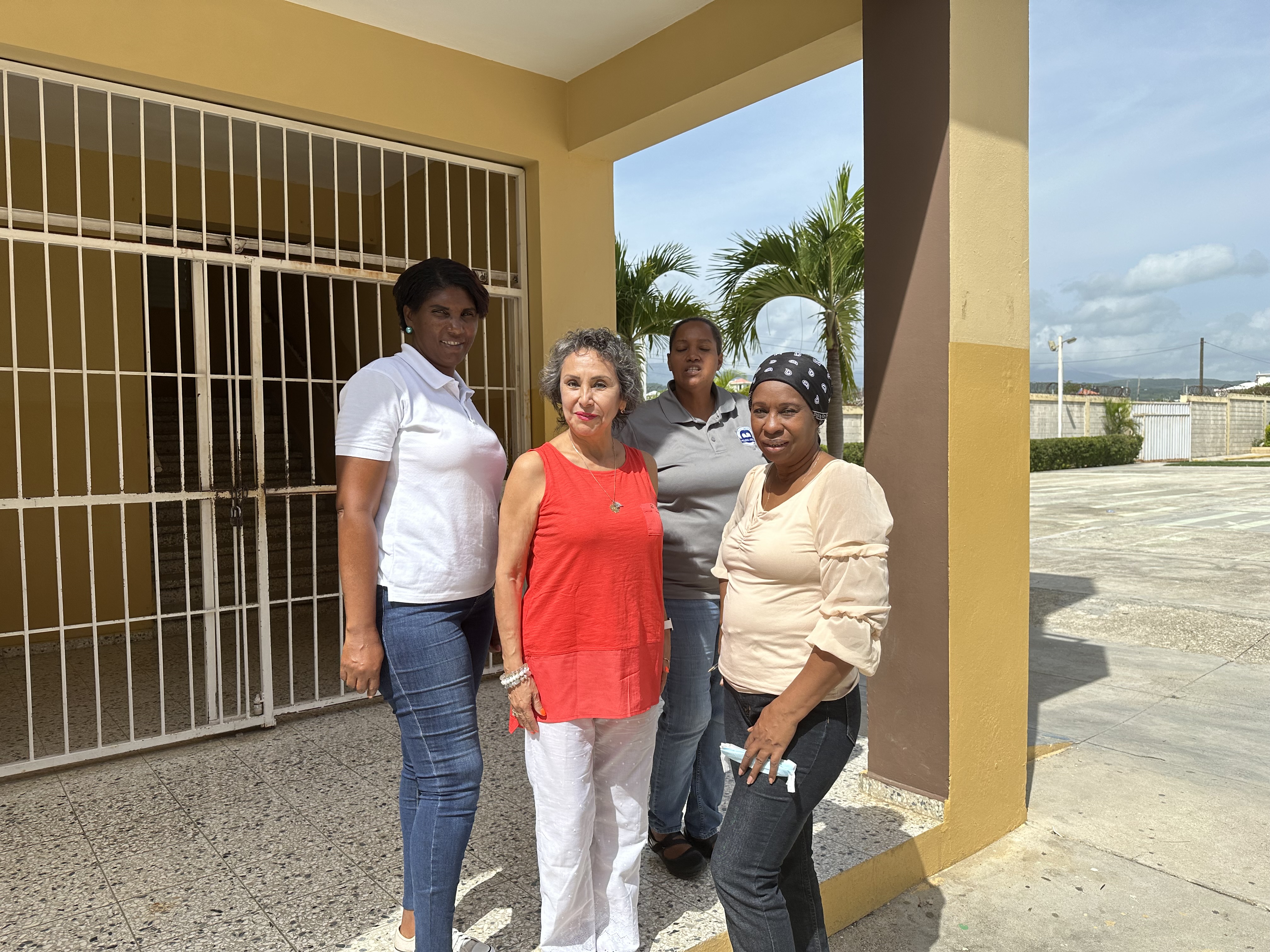 Mirtha Aldave in Dominican Republic 6
