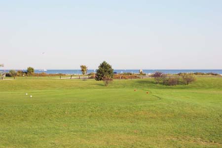 #4 tee with water views