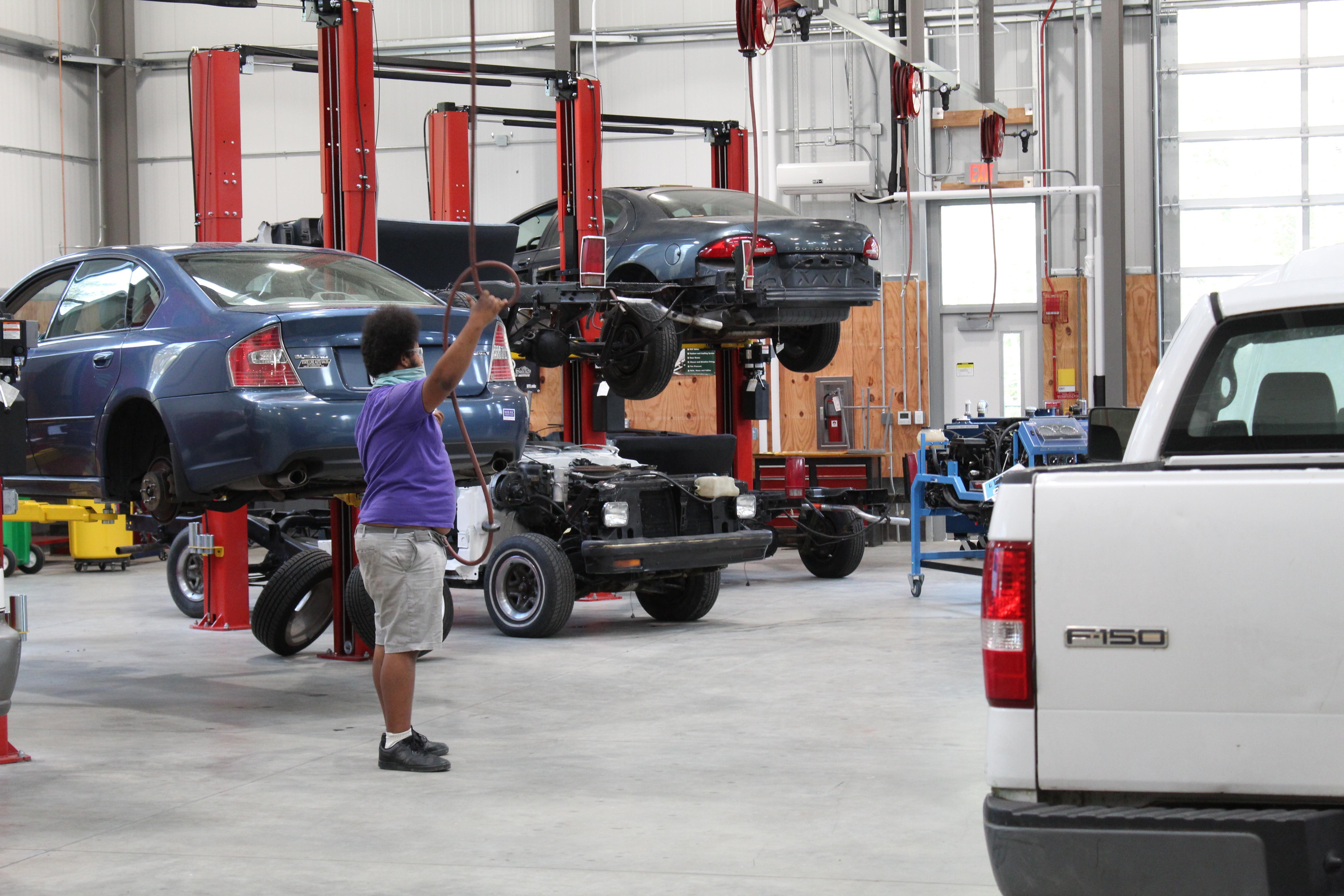 Automotive shop