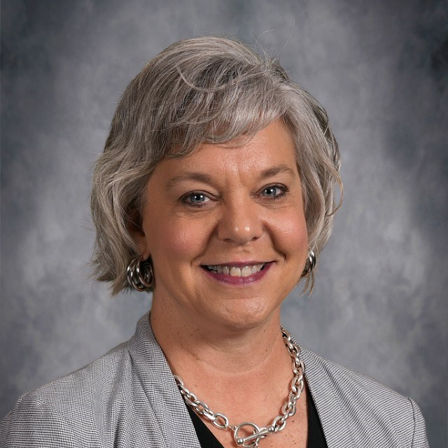 DR. TINNA