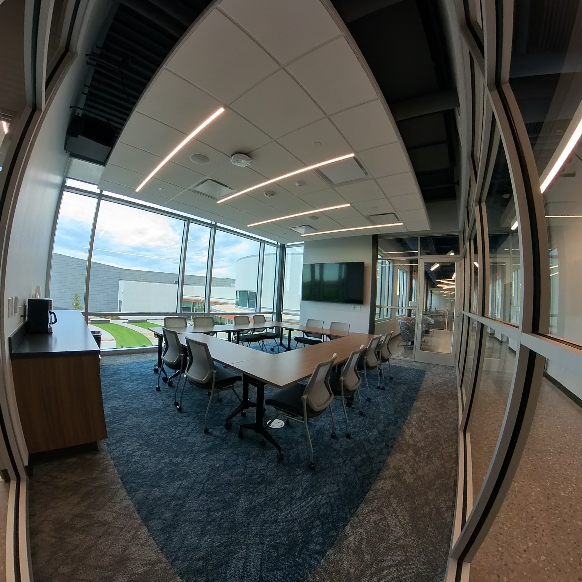 Photo of the the luminary meeting room