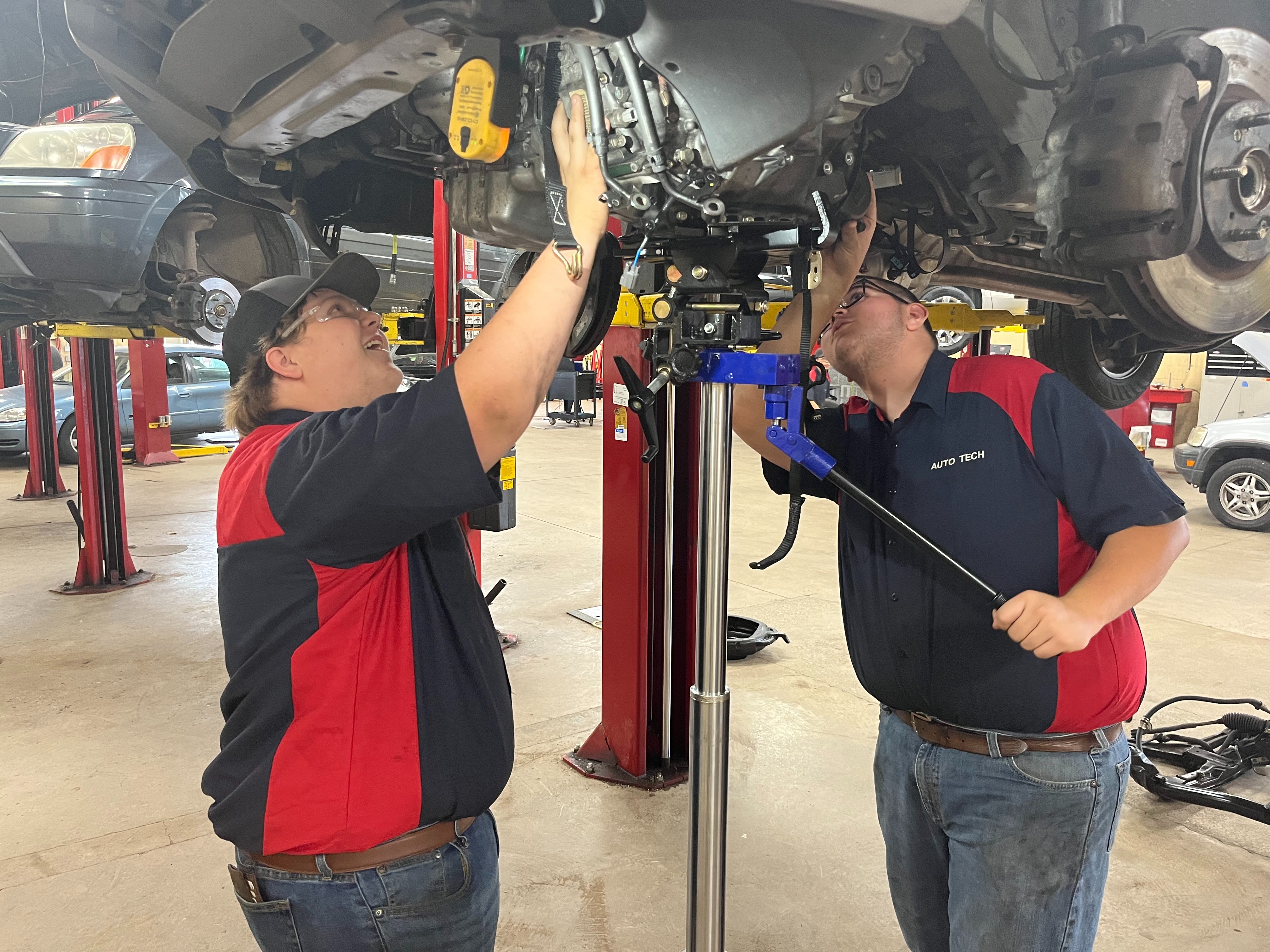 students in automotive class