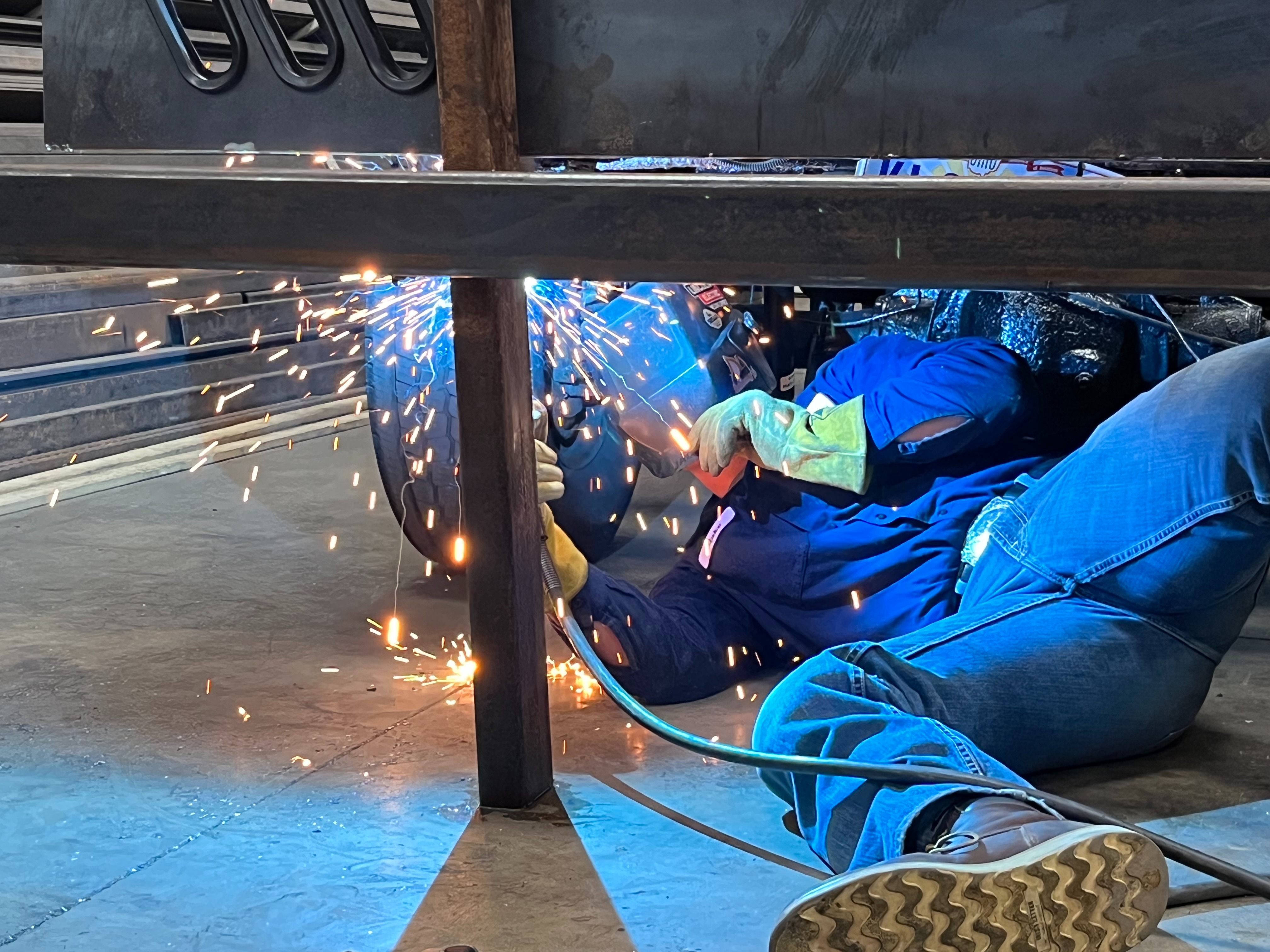 students in automotive class