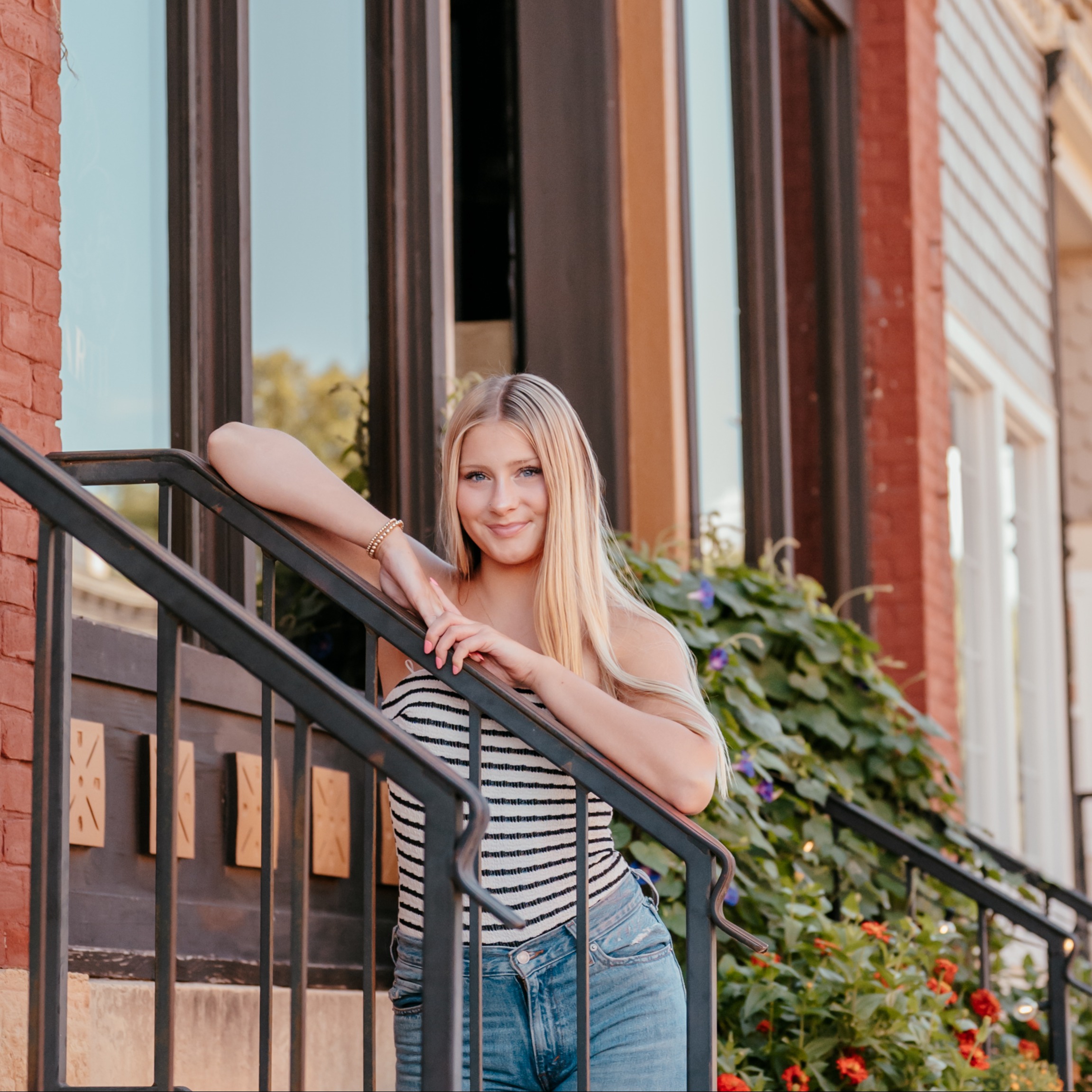 Lauren Auel senior picture