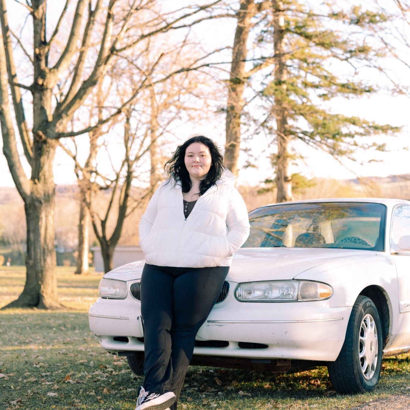 Taylor Anderson senior pic