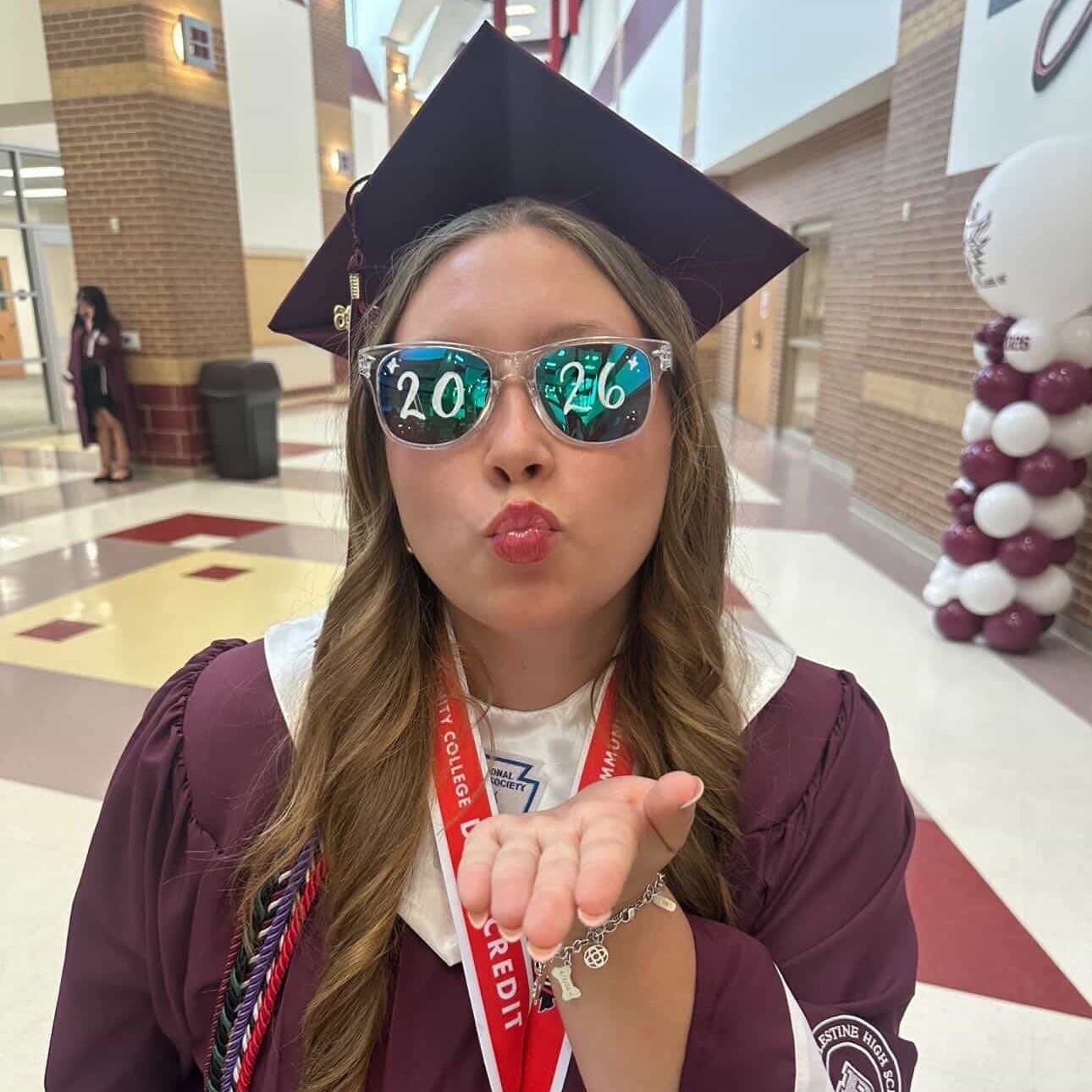 Senior 26