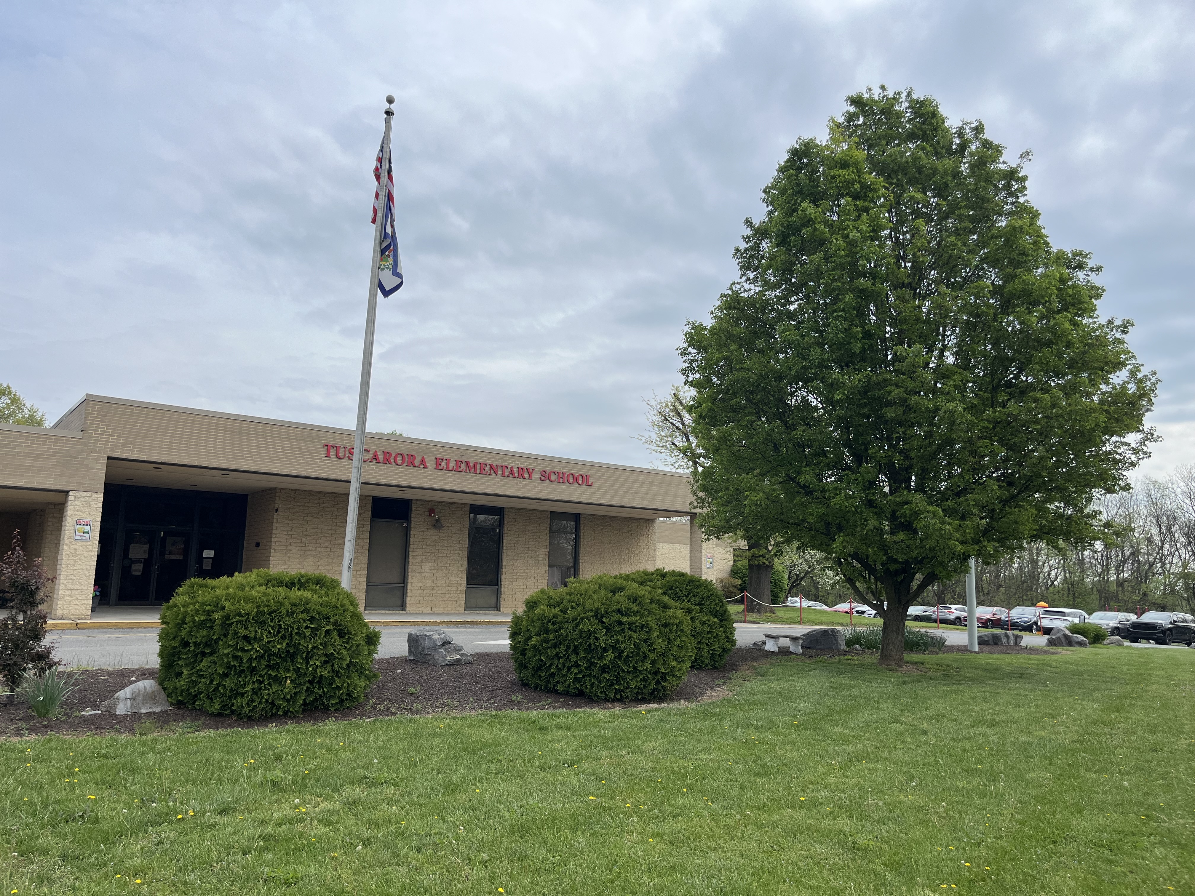 Photo of Tuscarora Elementary school