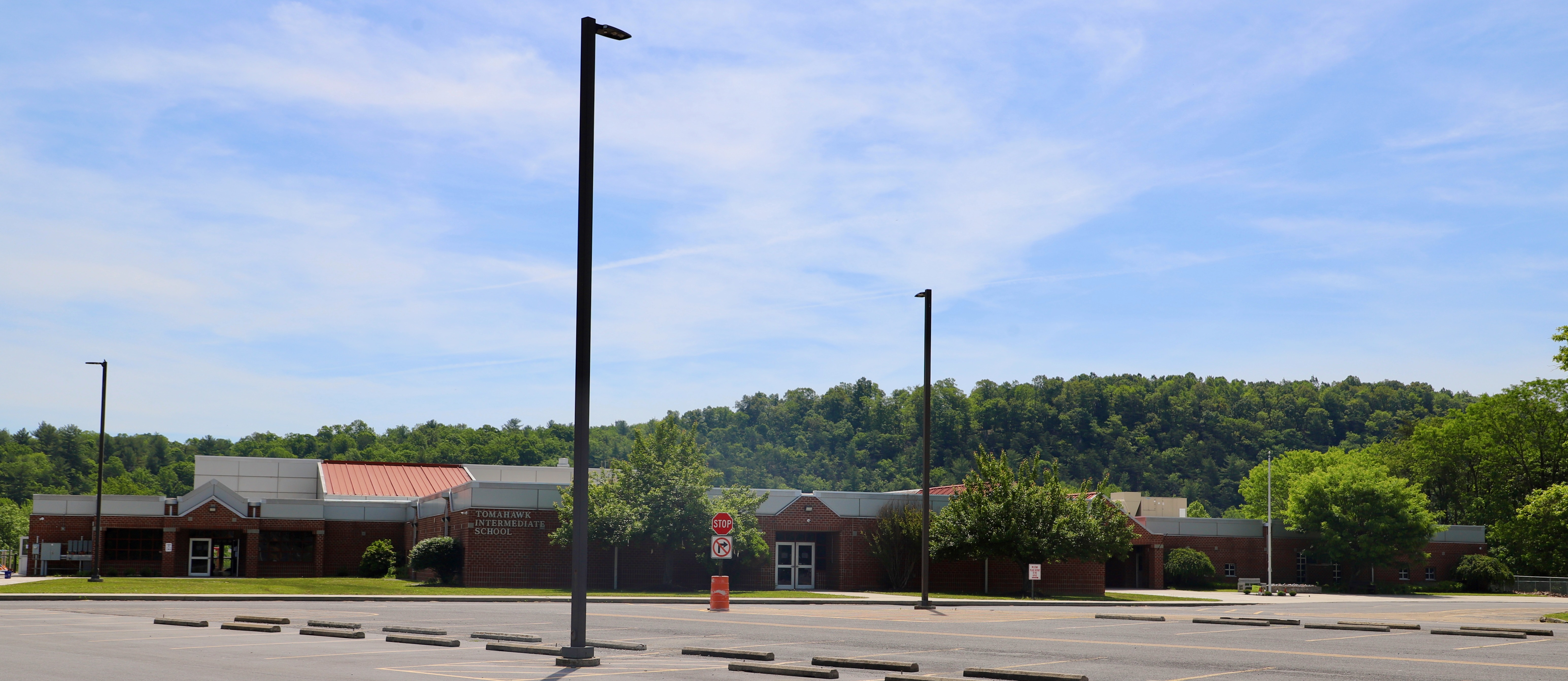 tomahawk intermediate school