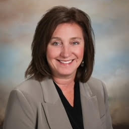 Dr Michele Eller Headshot