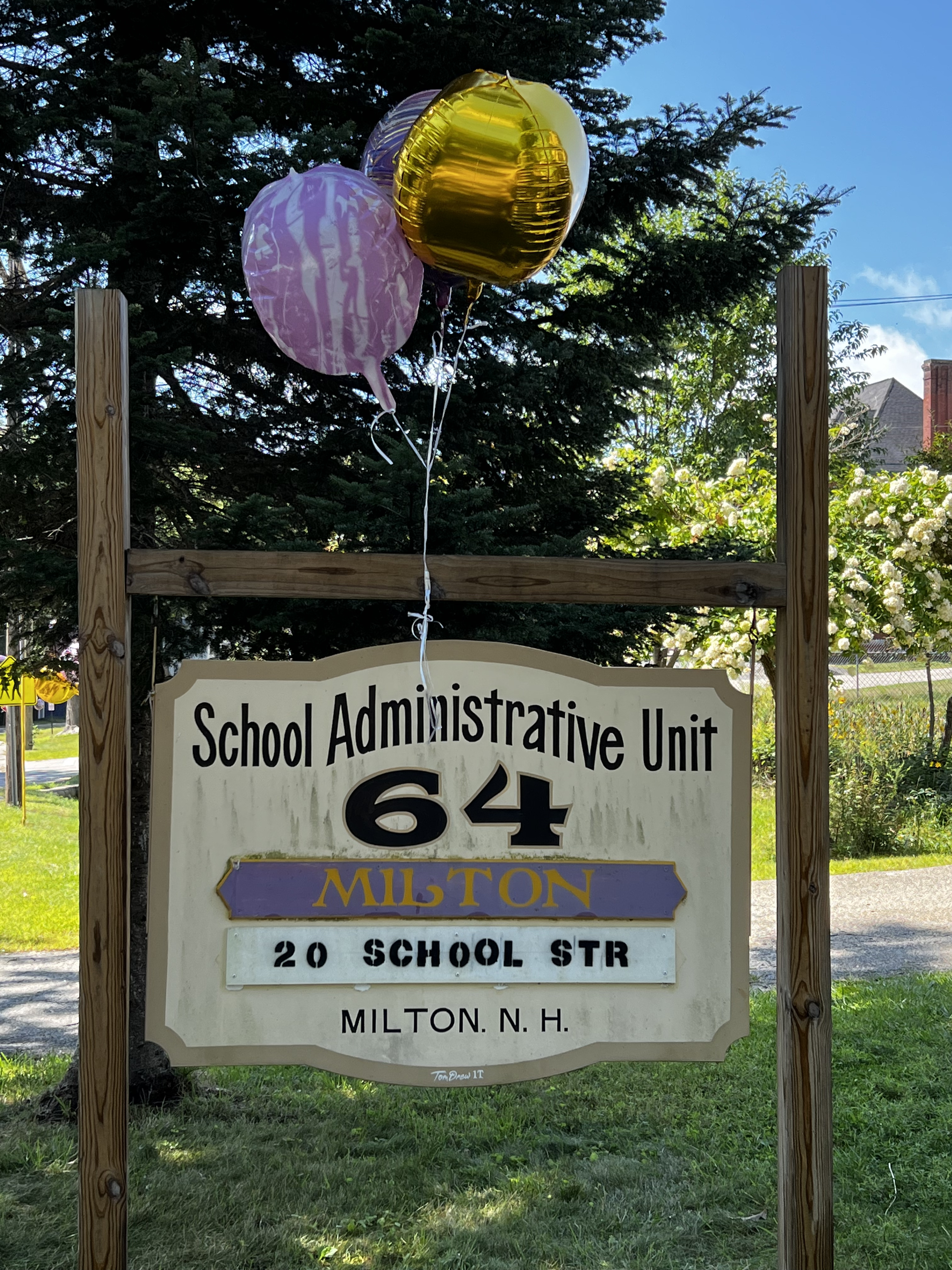 SAU 64 Sign