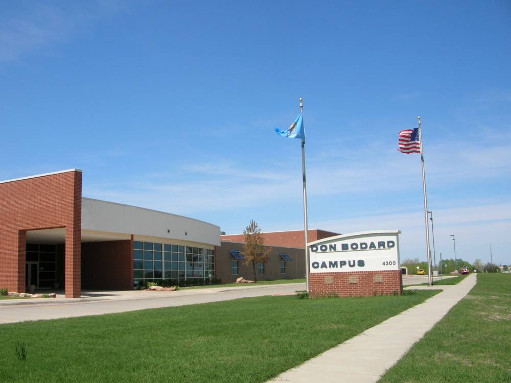 entrance of shawnee middle school