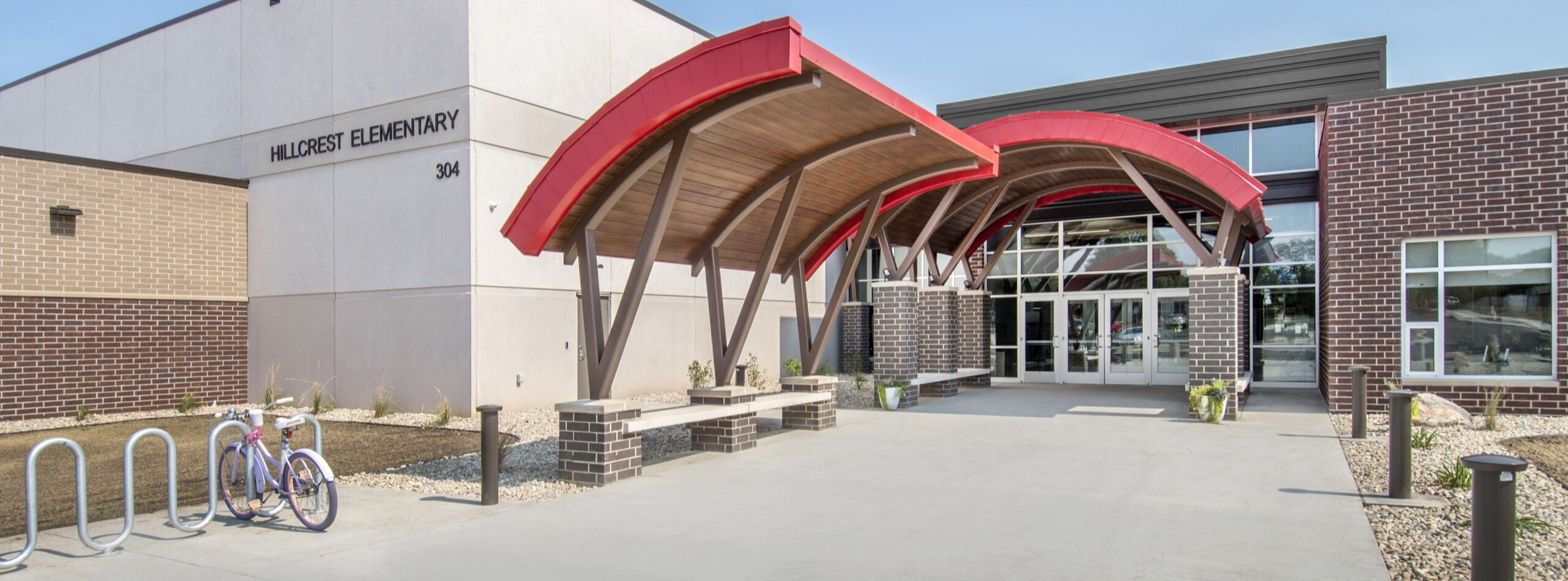 Image of Hillcrest Elementary entrance.