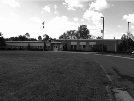 Black and white photo of Fulks Run Elementary in 1951