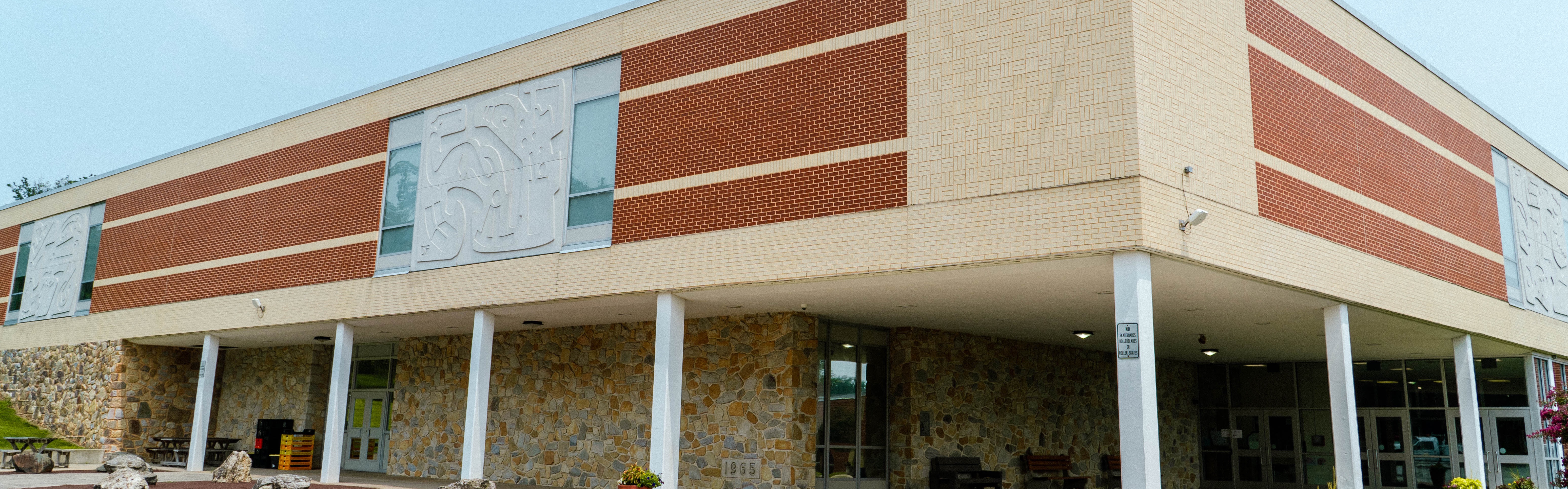 Klinger school building