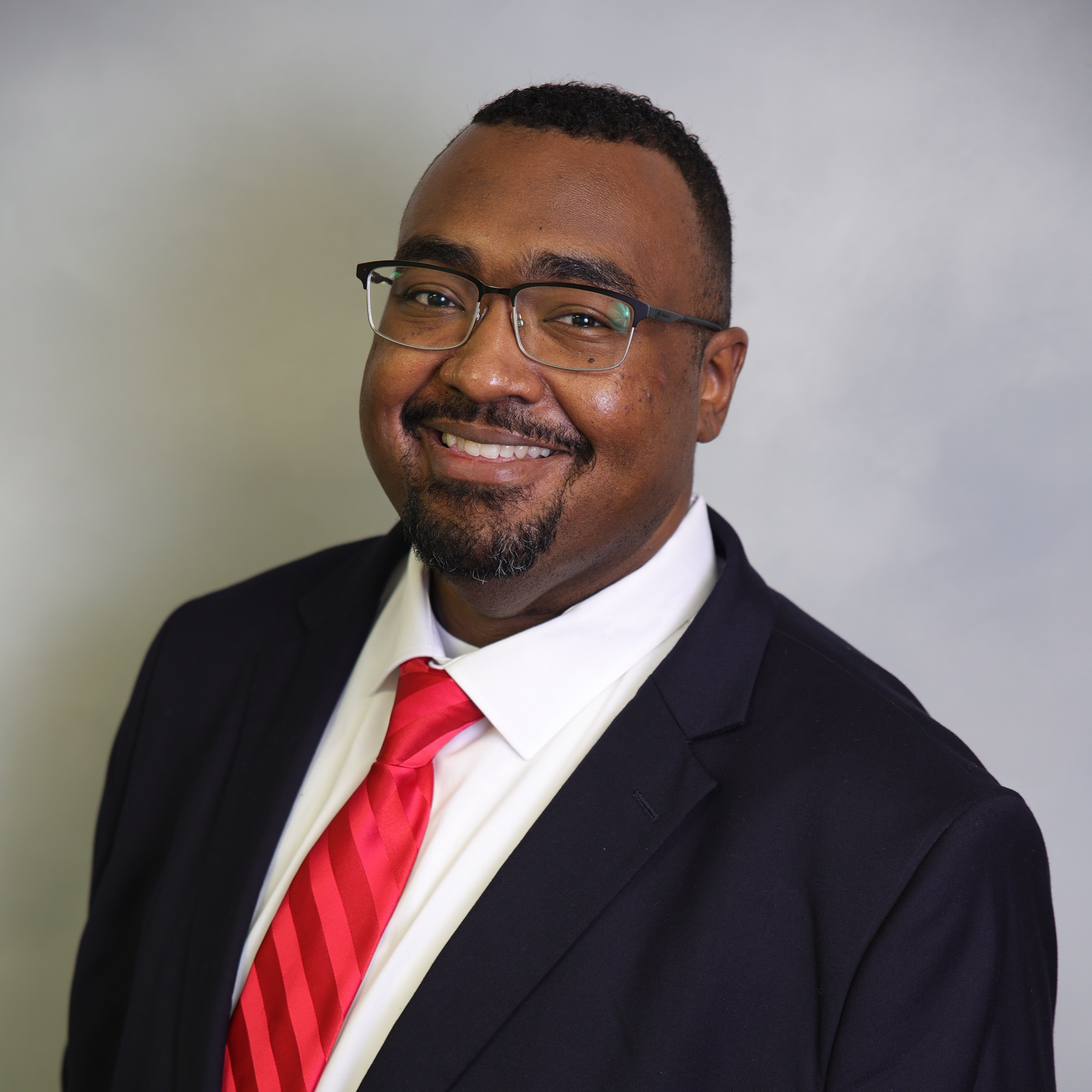 Mr. Cunningham 6th Grade Assistant Principal wearing business clothes - headshot 