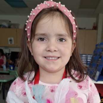 February Student of the Month -  Analise Alvarez