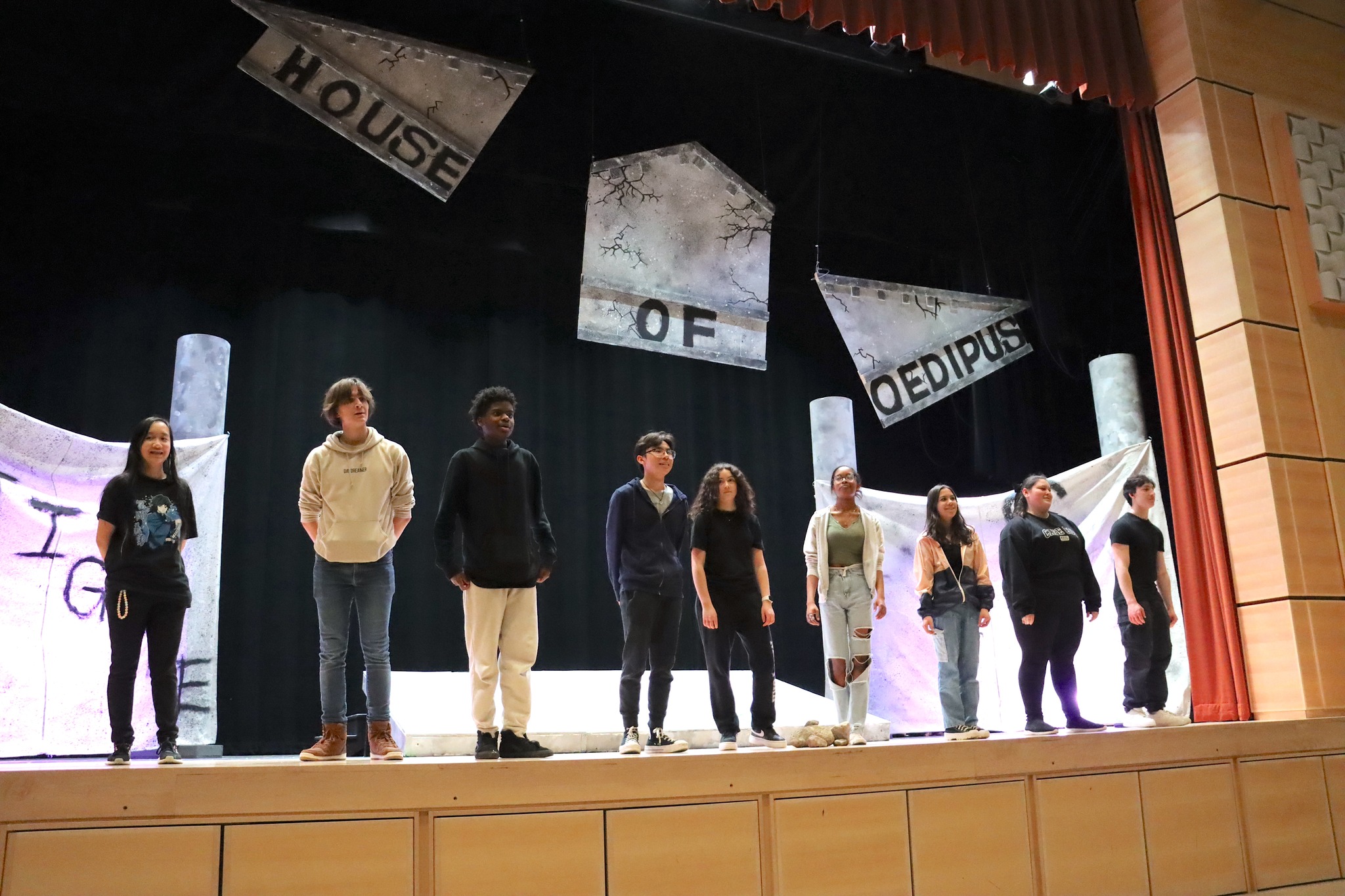 Stage Crew - Antigone 