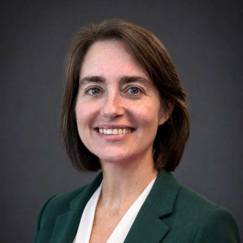 Headshot of Dana Dale