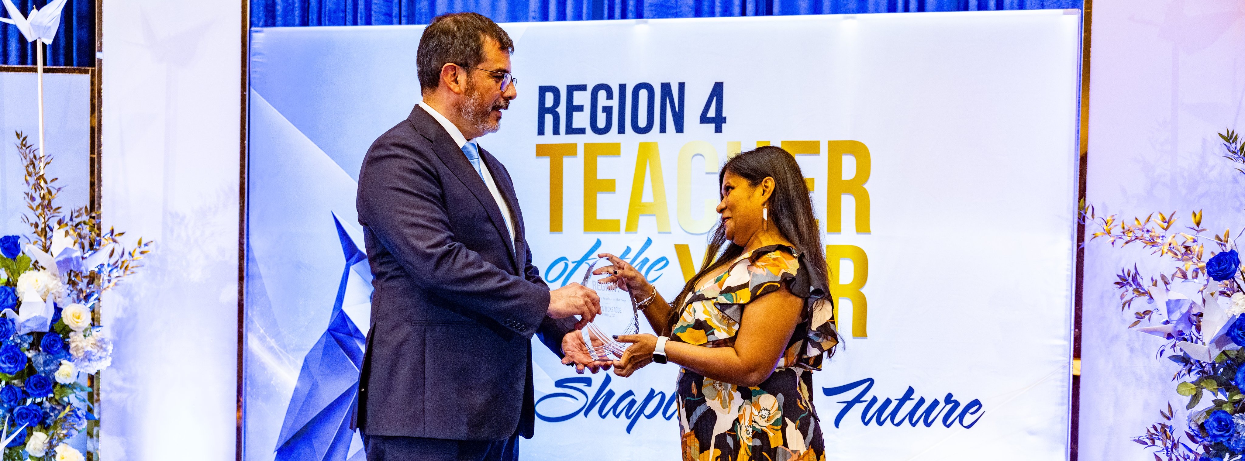 Anita McKeague wins Region 4 Elementary TOTY Award