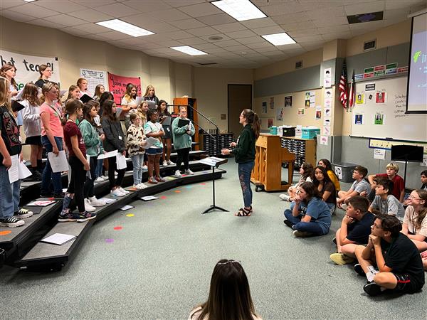 Choir | Creekwood Middle School