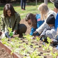 People gardening