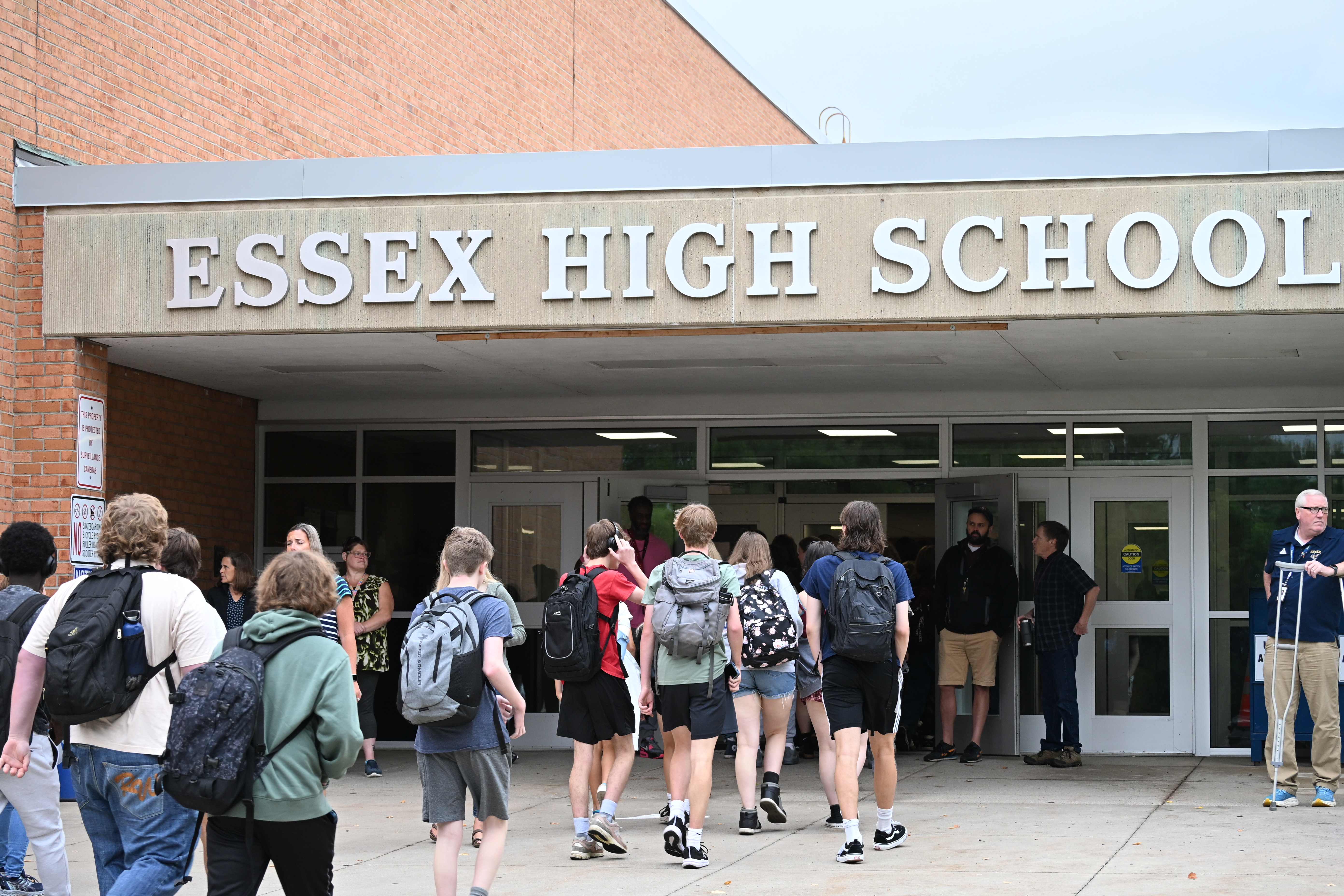 Students walking into school