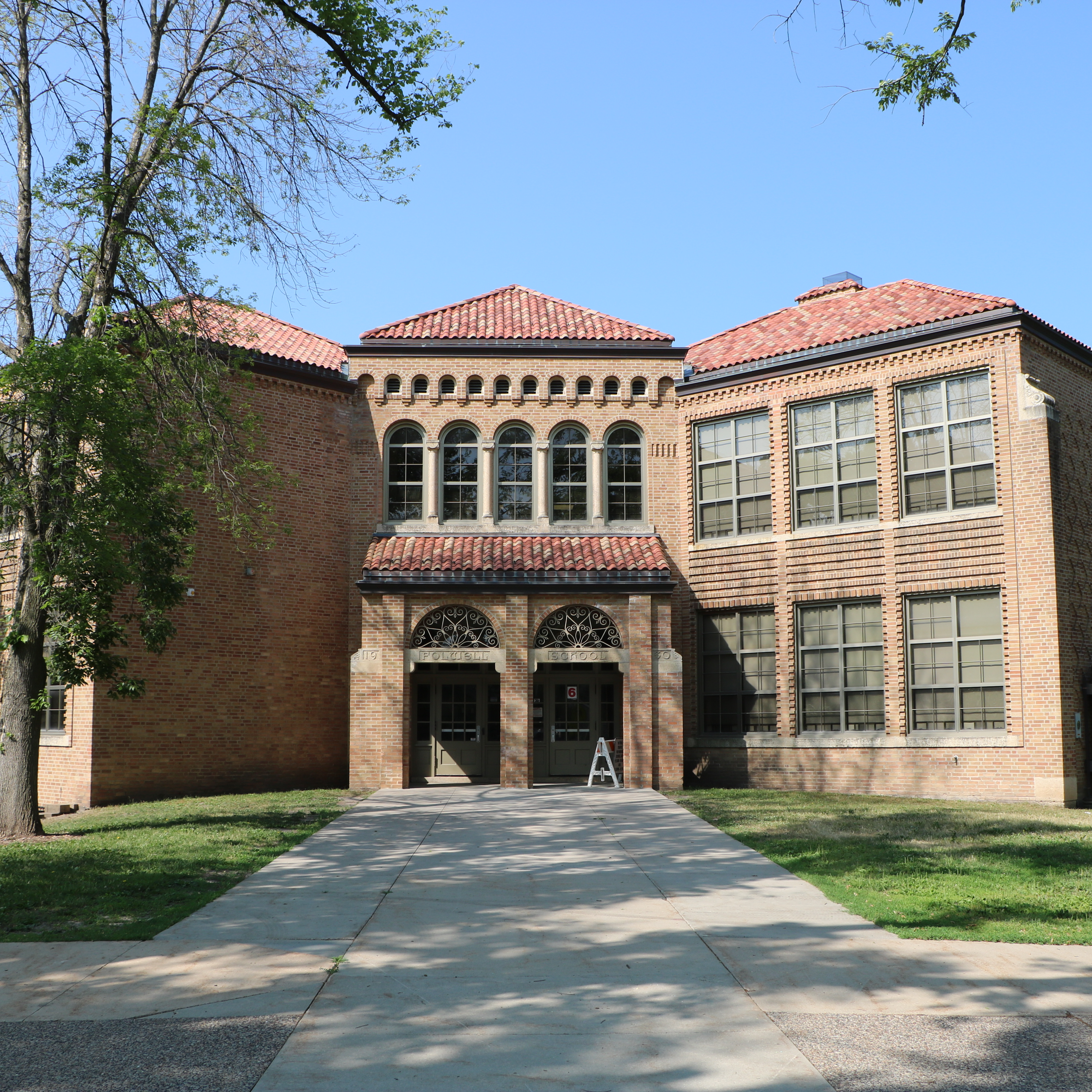 Folwell Elementary