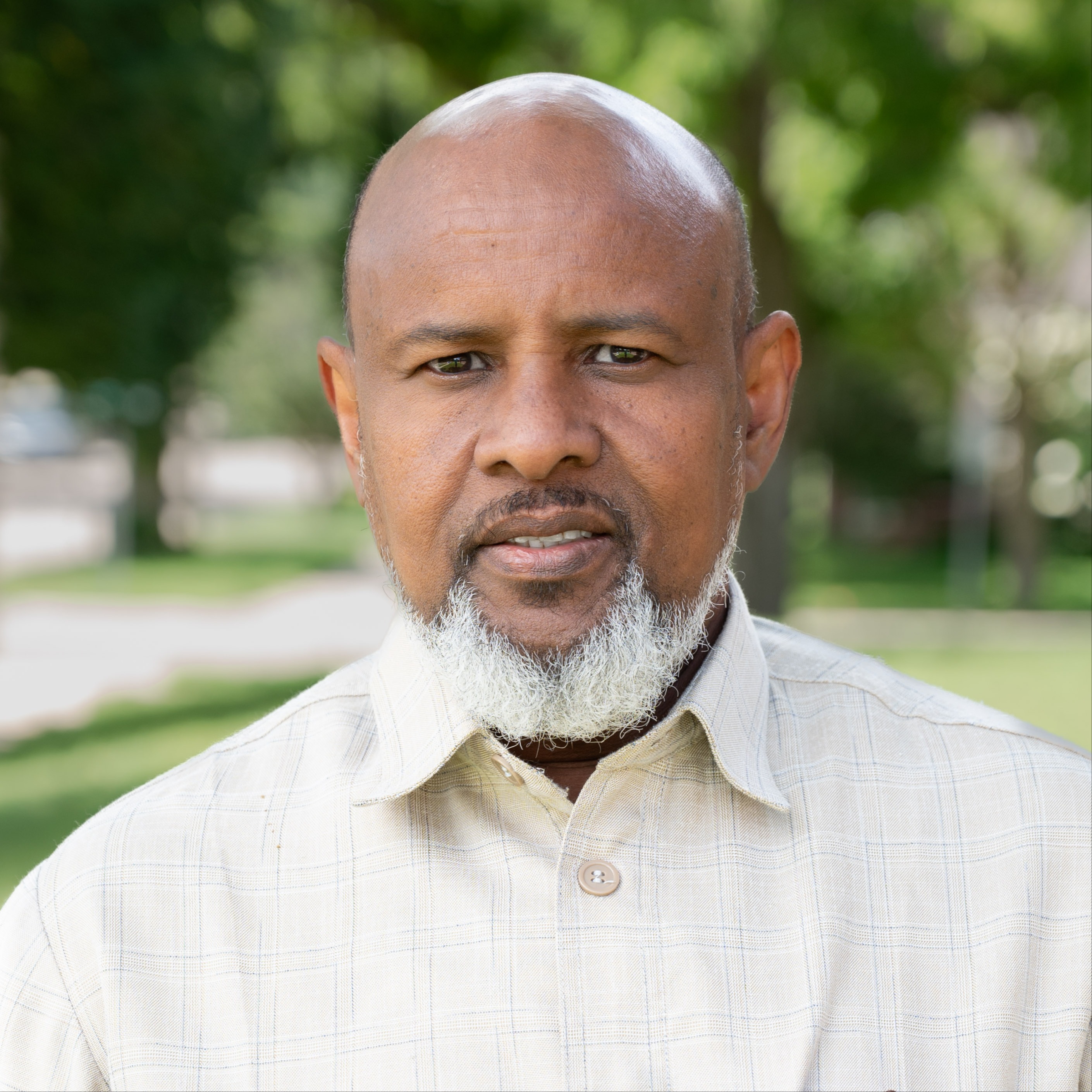 Headshot Ahmed