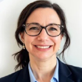 Headshot of Jennifer Siebenaler