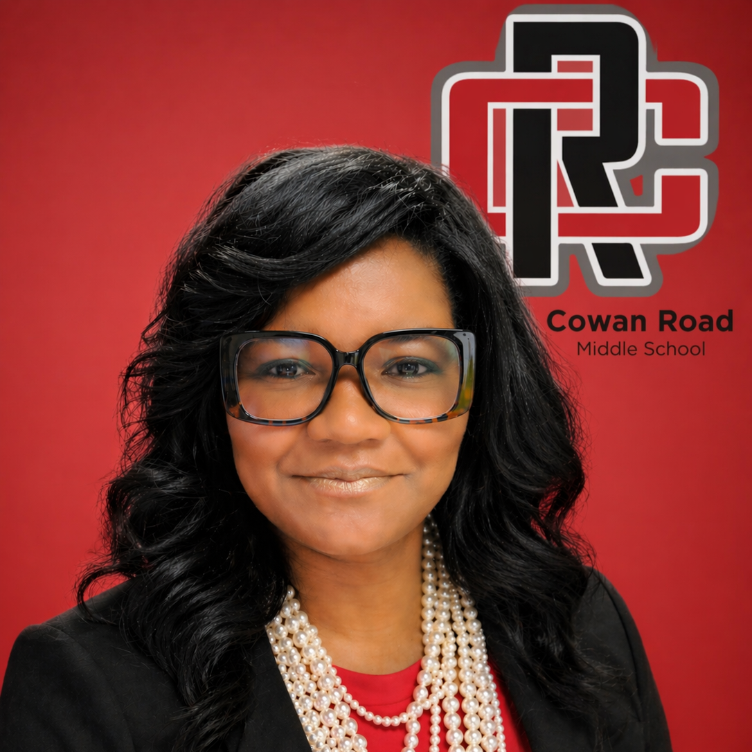 Theresa Lubin Headshot