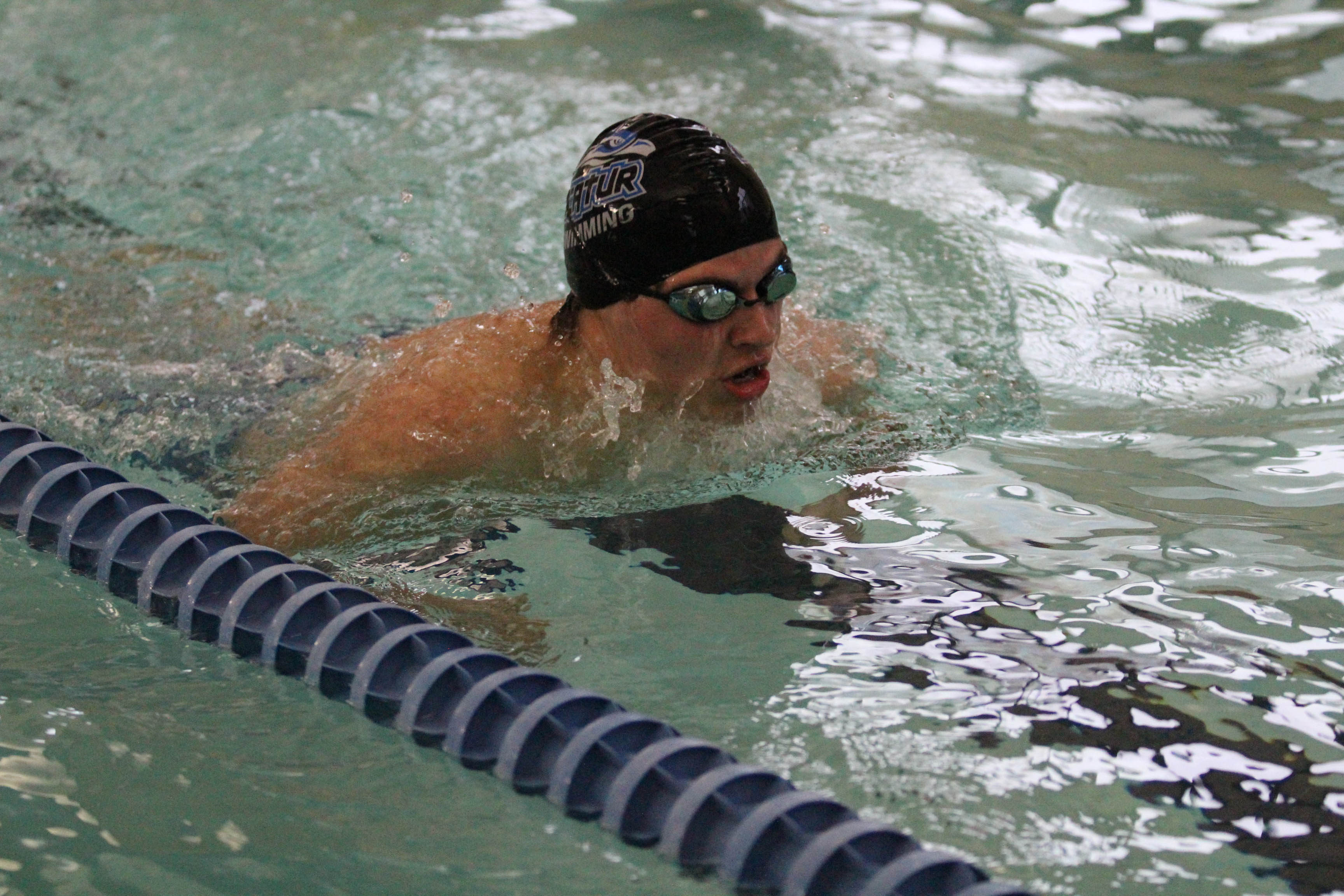 boy-breaststroke-swimming