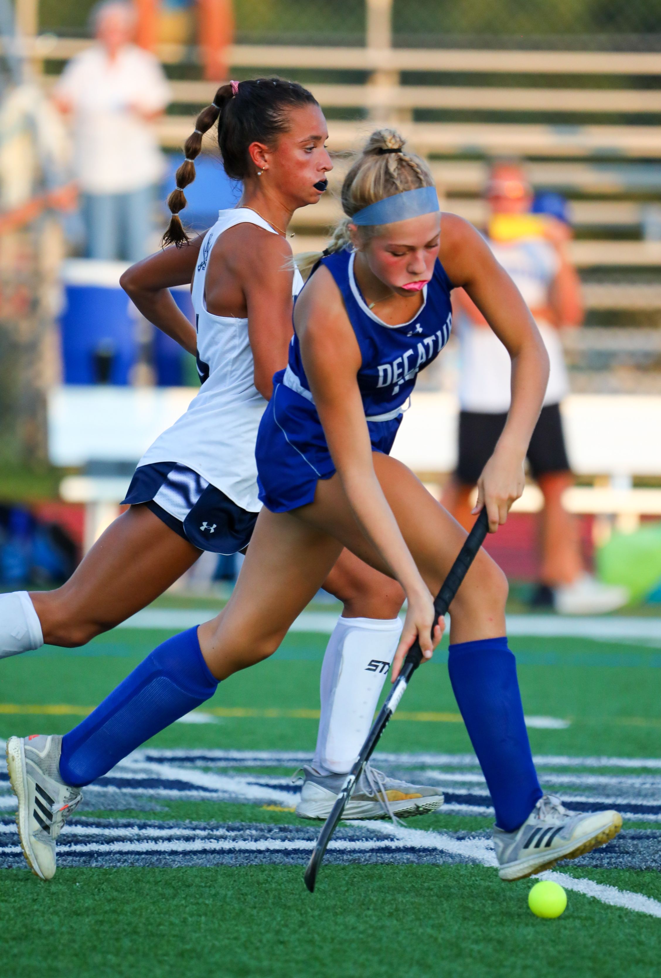 field hockey running