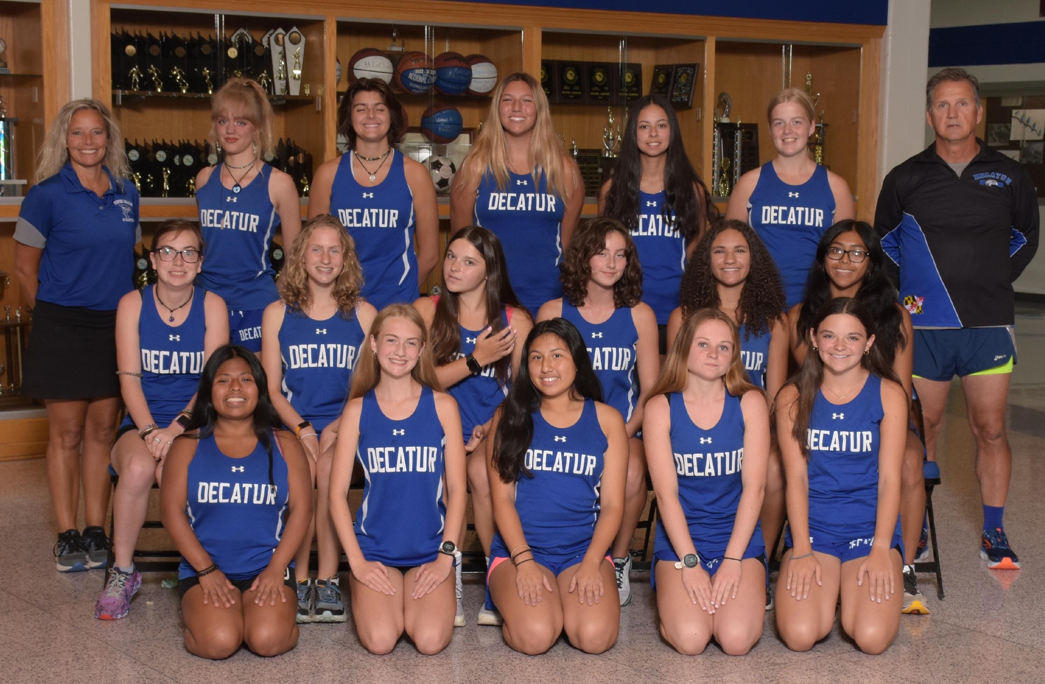 girls cross country team