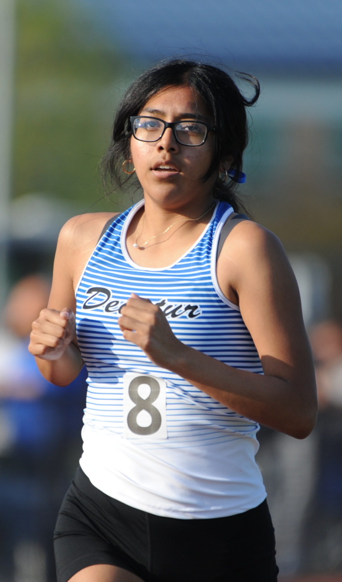 SDHS girl running