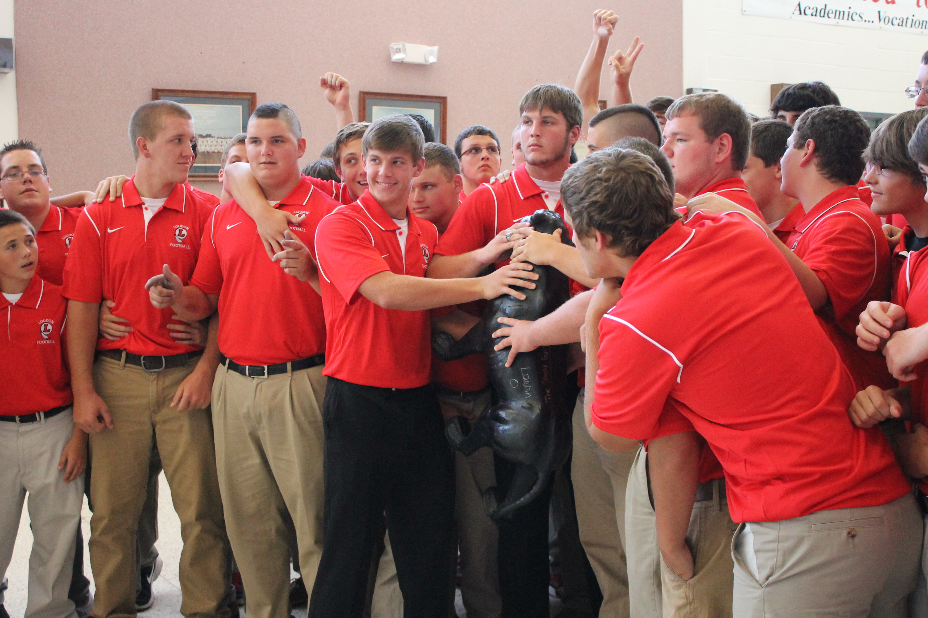 2013 Loudon Redskin Football Pep Rally Panther statue