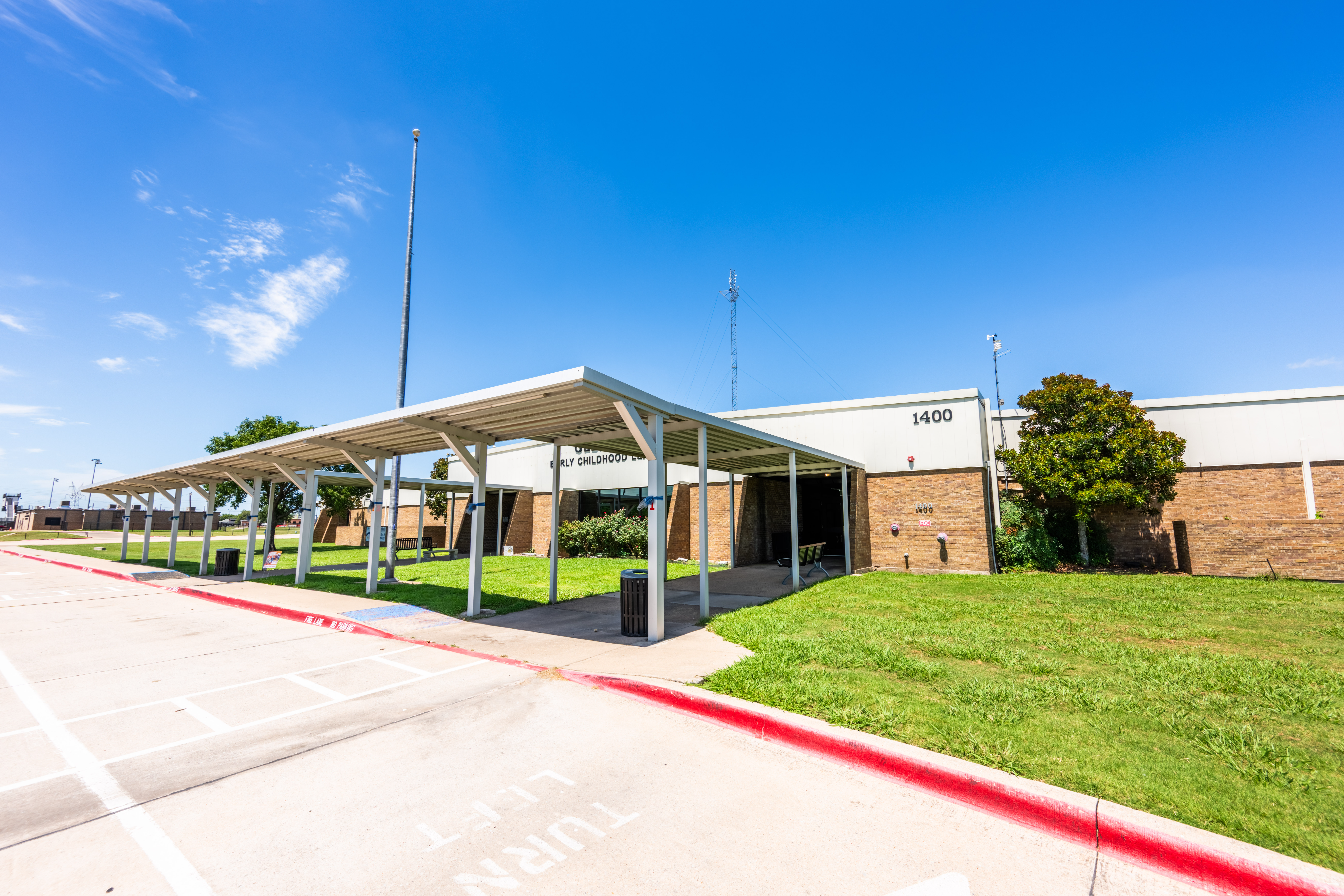 Exterior of Glenda Arnold