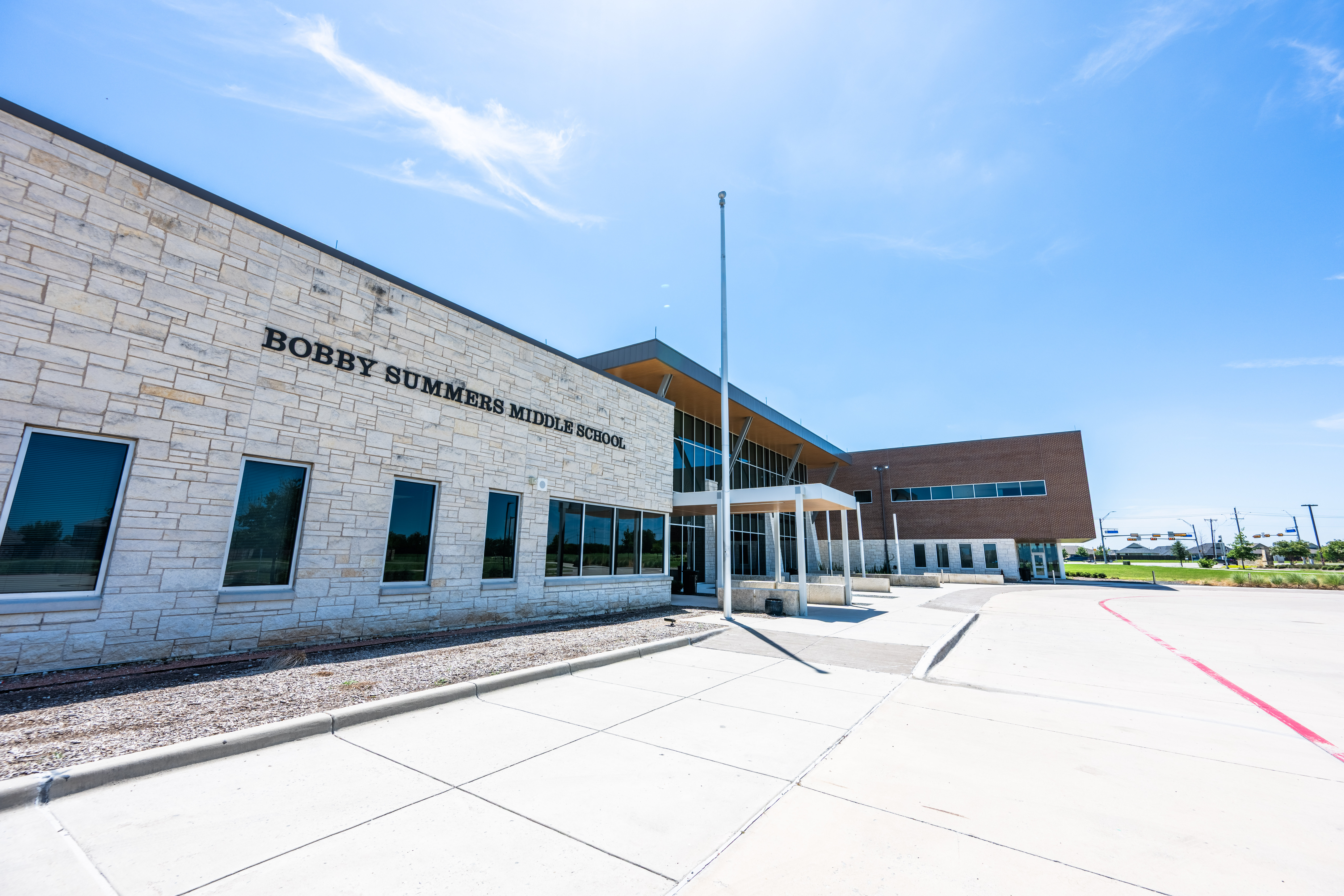Exterior of Bobby Summers
