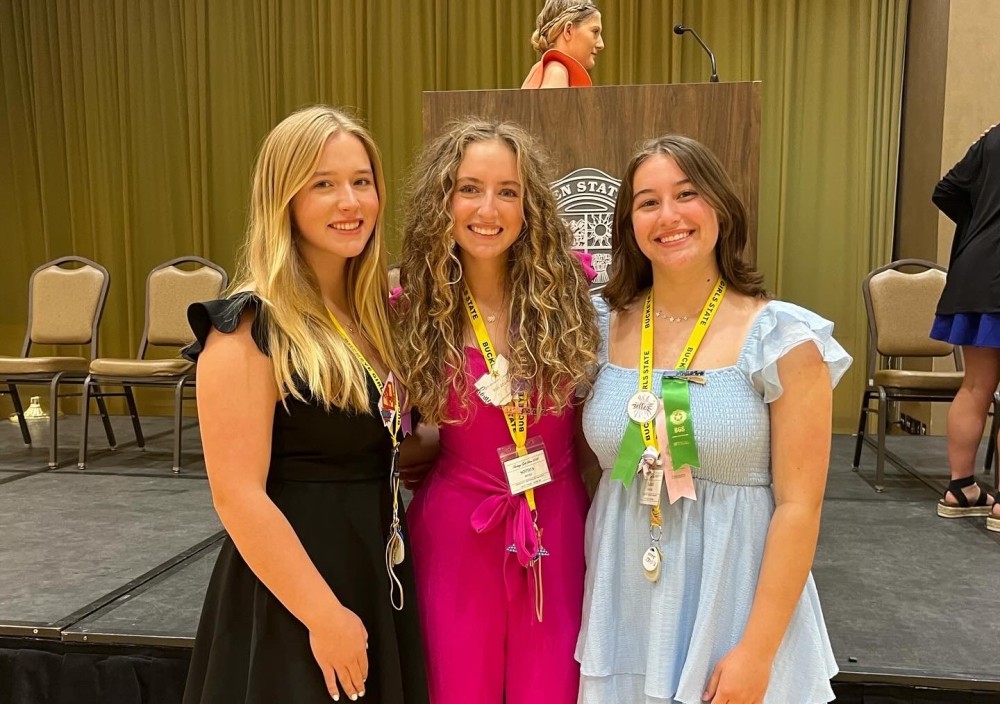 HS students at Girls State