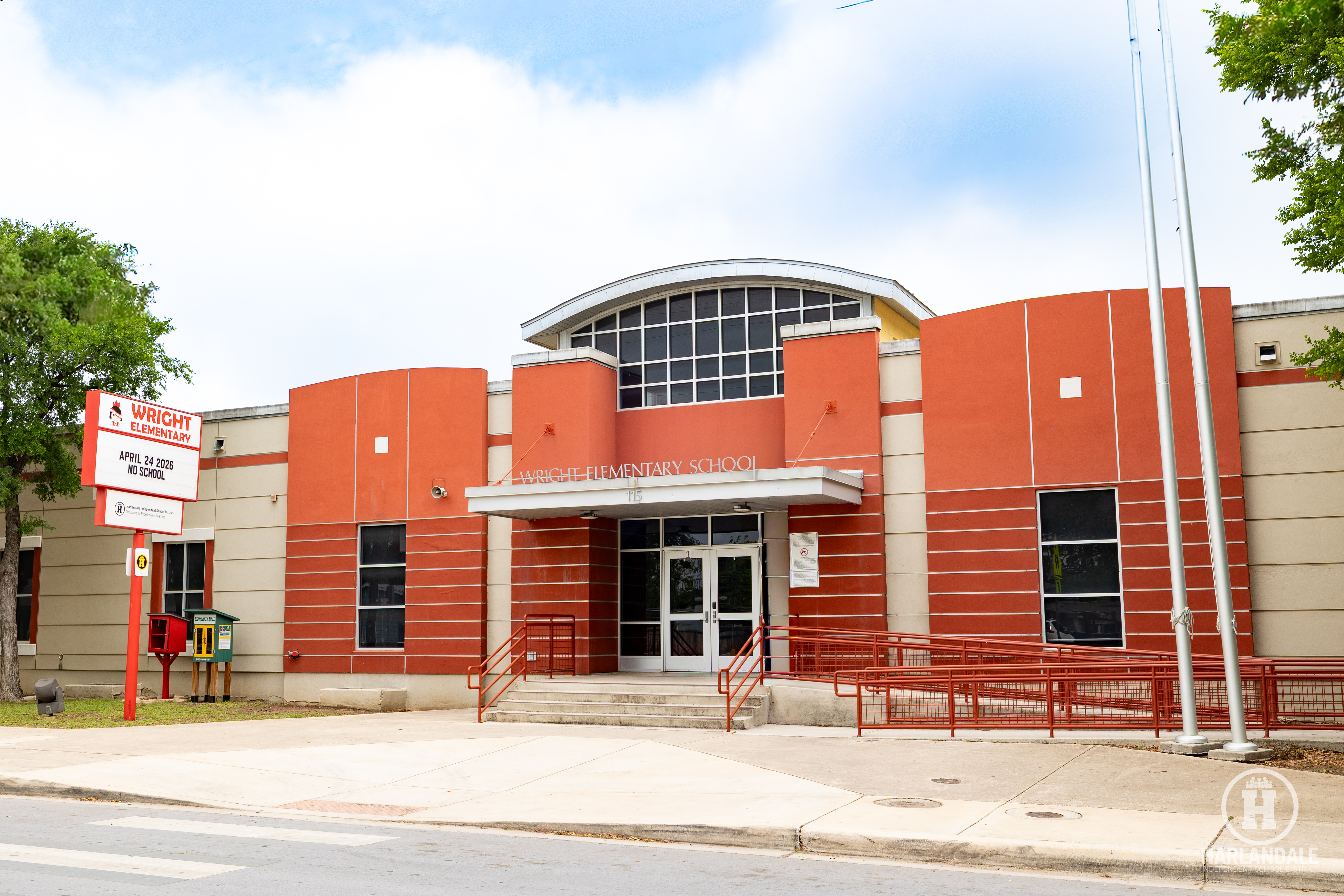 Wright Elementary- front of campus