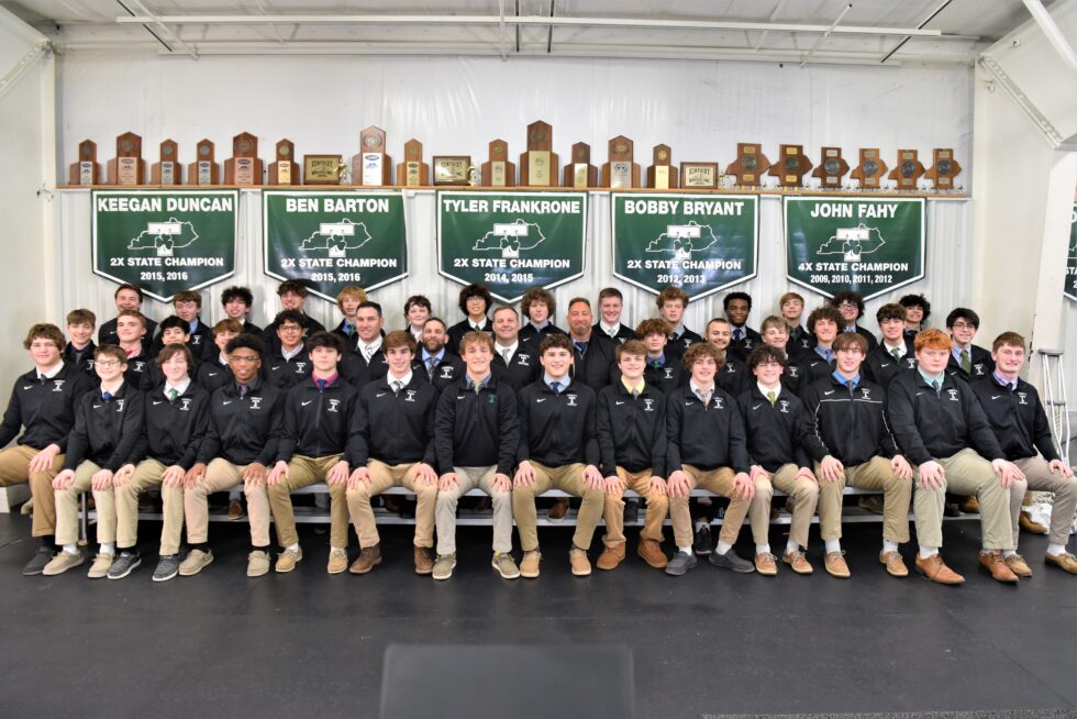 wrestling team group picture