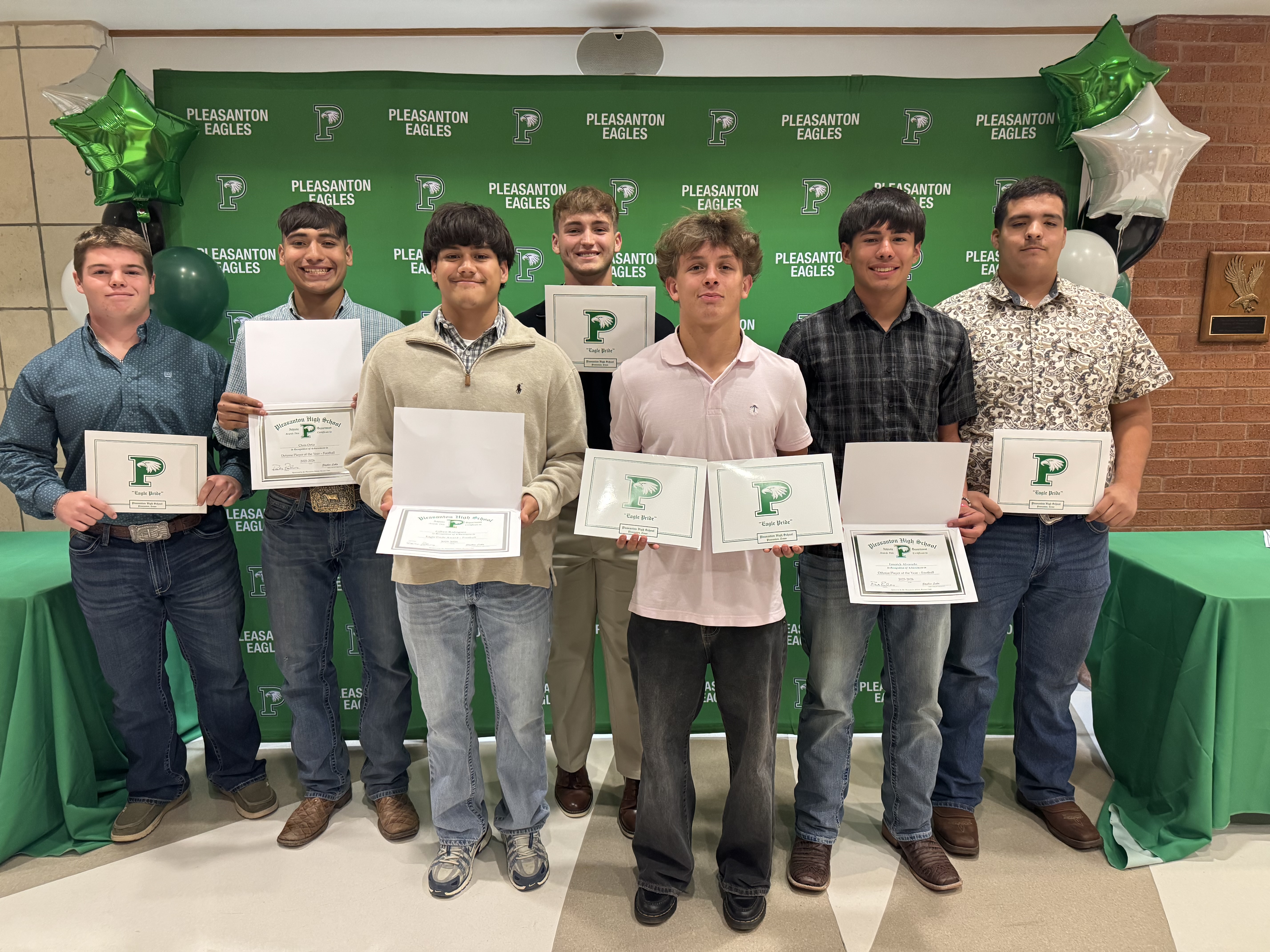 FOOTBALL ATHLETIC AWARD RECIPIENTS