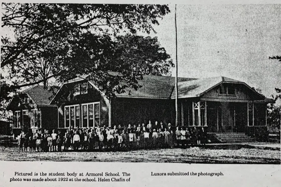 "The Past in Pictures" article displaying the school in 1922