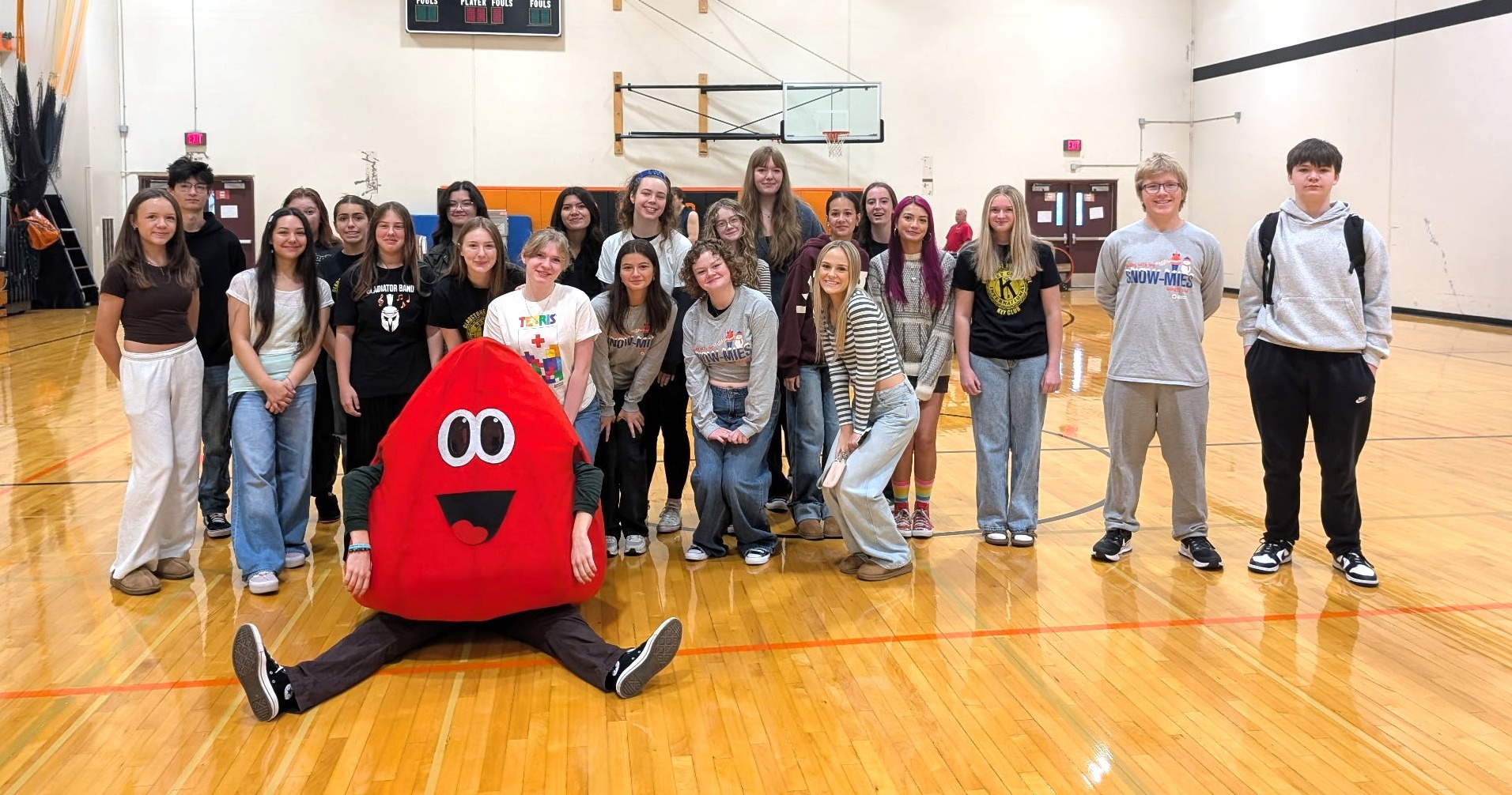 key club at blood drive