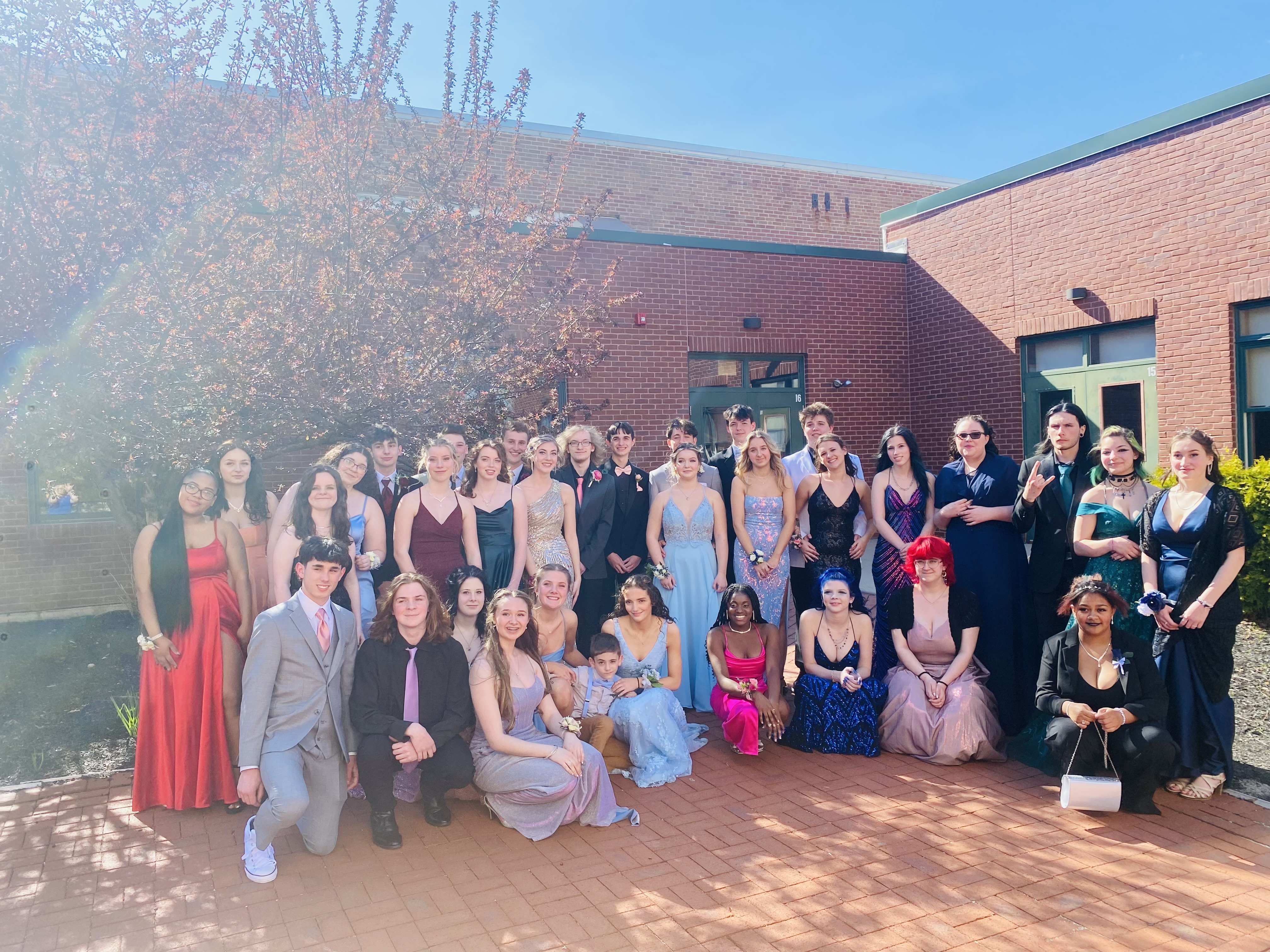 Class of 2024 Prom photo outside